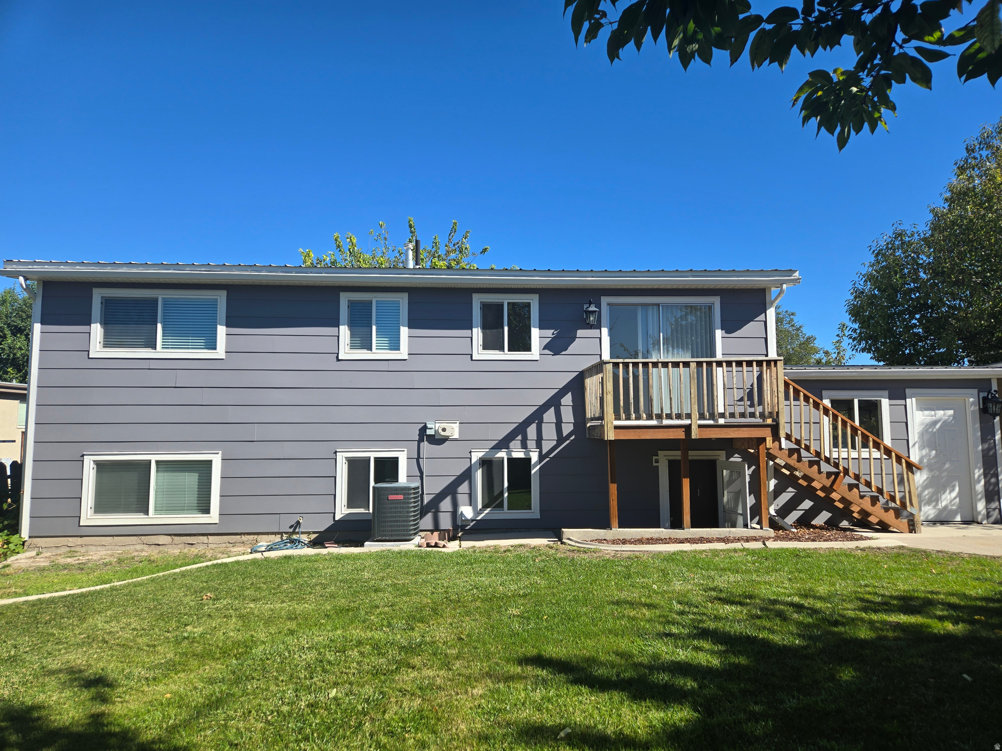 SUNDOWN SUB #4 - Residential