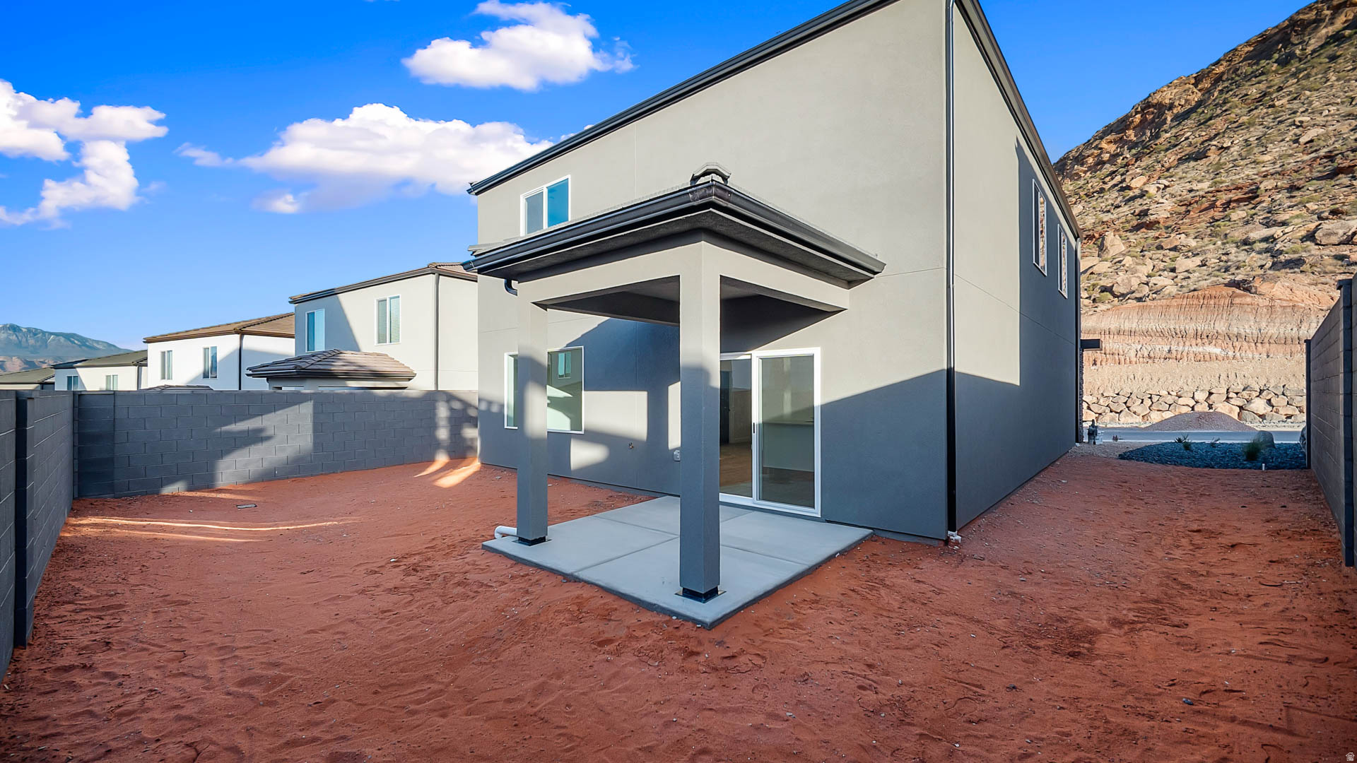 STANDING ROCK EAST AT LONG VALLEY - Residential