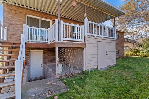 Tiny photo for 257 E 600 N, Kaysville, UT 84037 (MLS # 2121488)