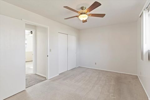 Tiny photo for 257 E 600 N, Kaysville, UT 84037 (MLS # 2121488)