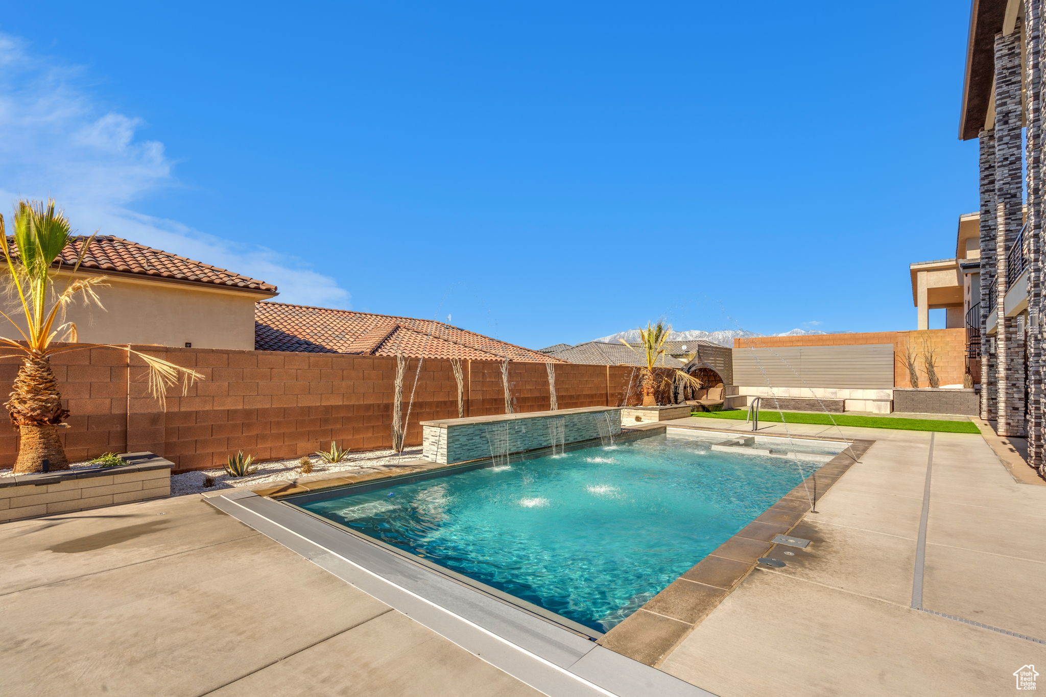 DIXIE SPRINGS E - Residential
