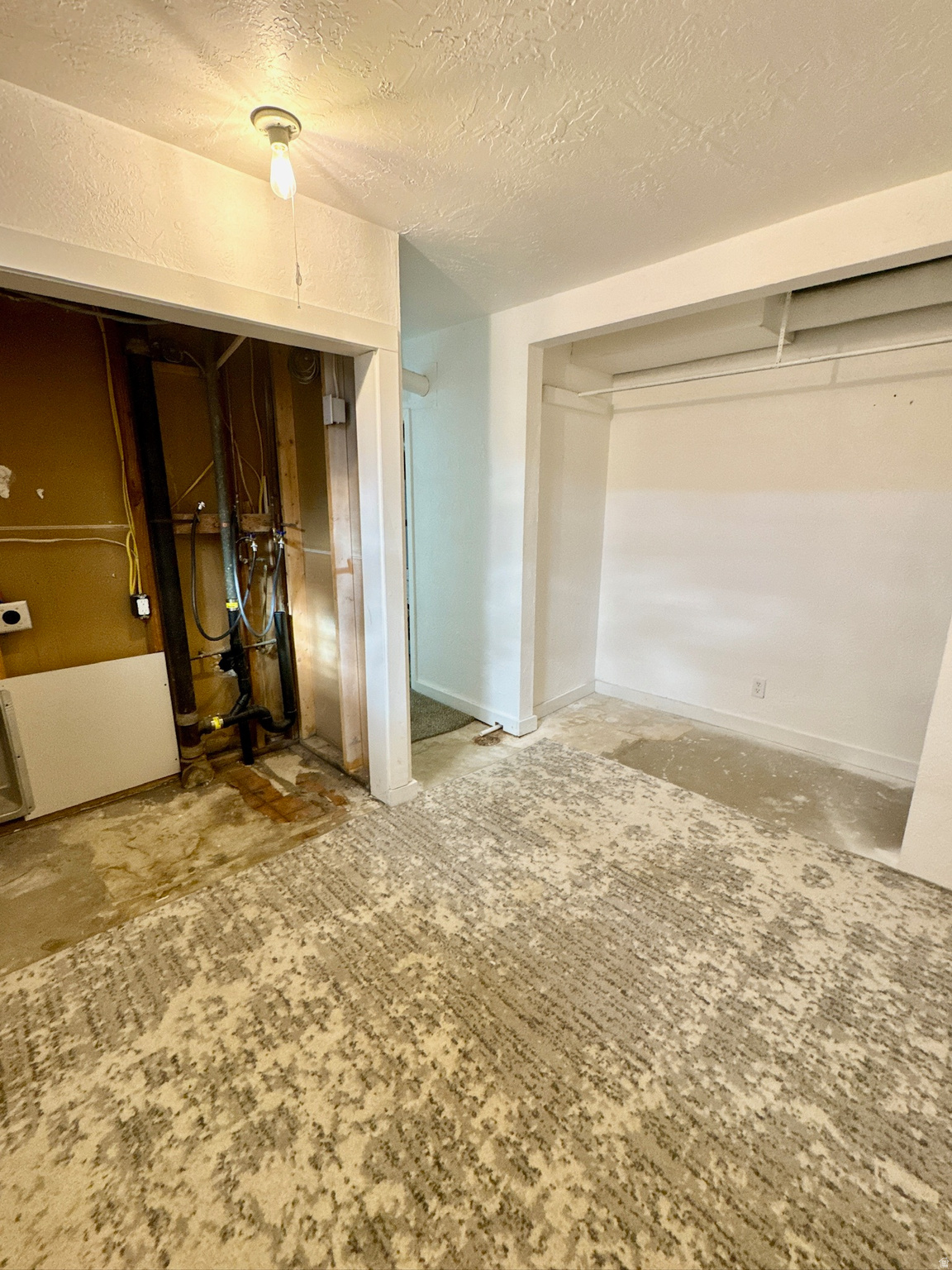 WHITE CITY - Residential