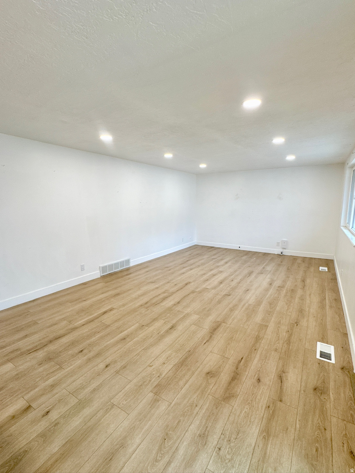 WHITE CITY - Residential