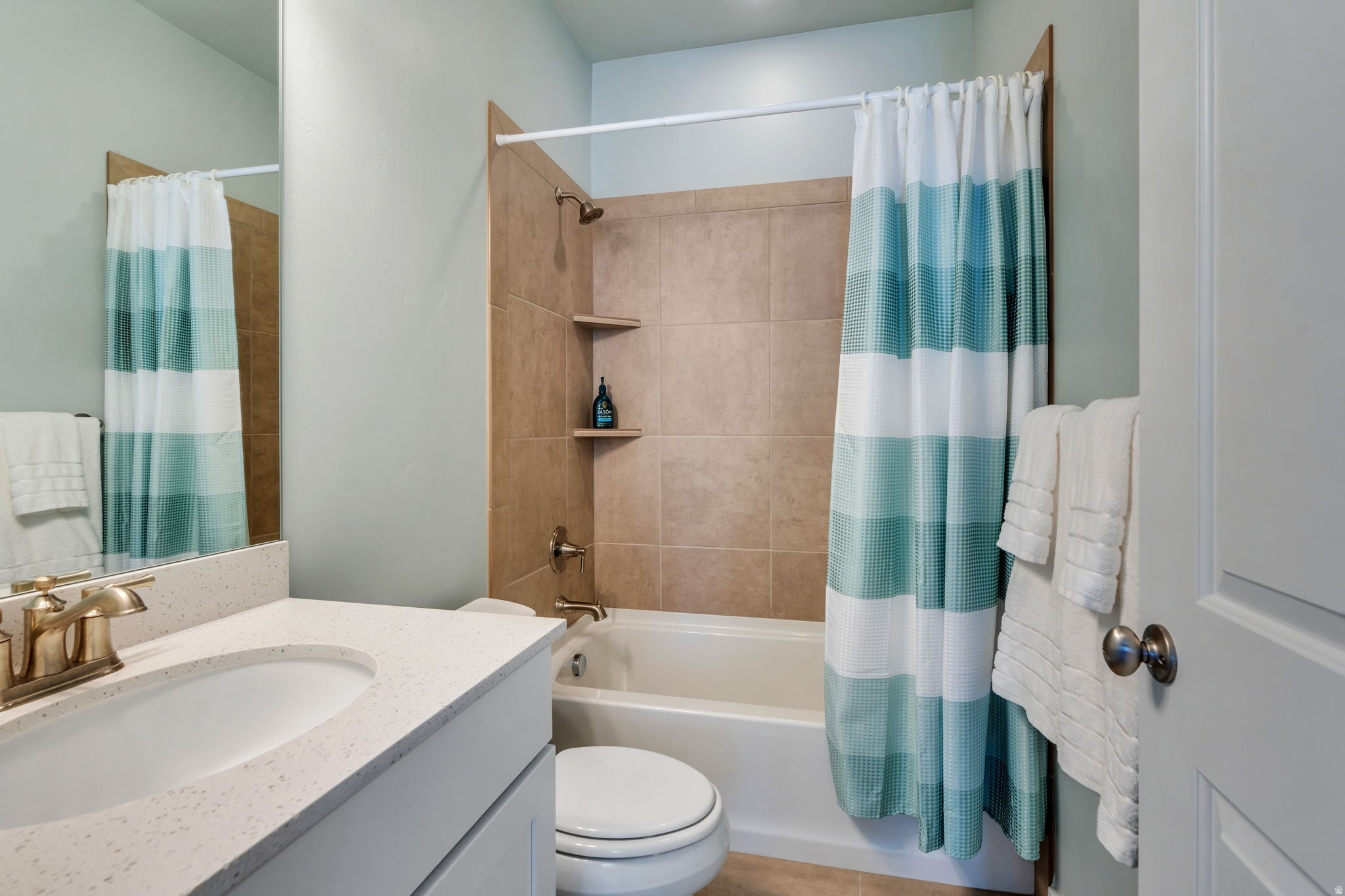 DAYBREAK - Residential