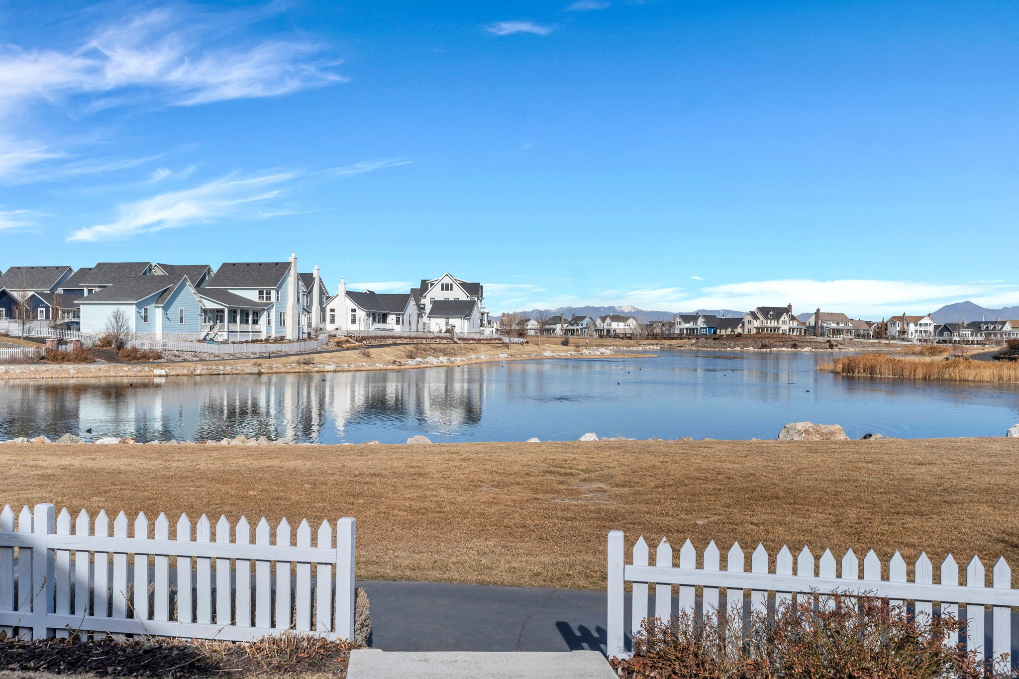 DAYBREAK - Residential