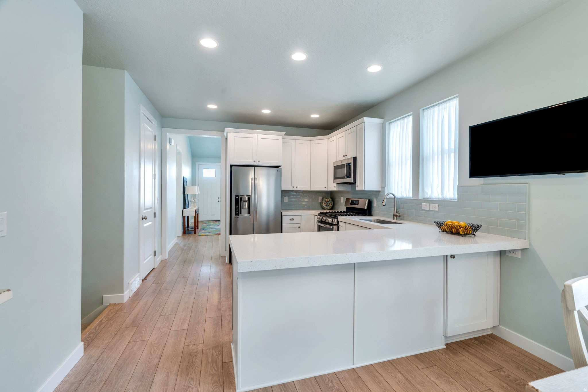 DAYBREAK - Residential