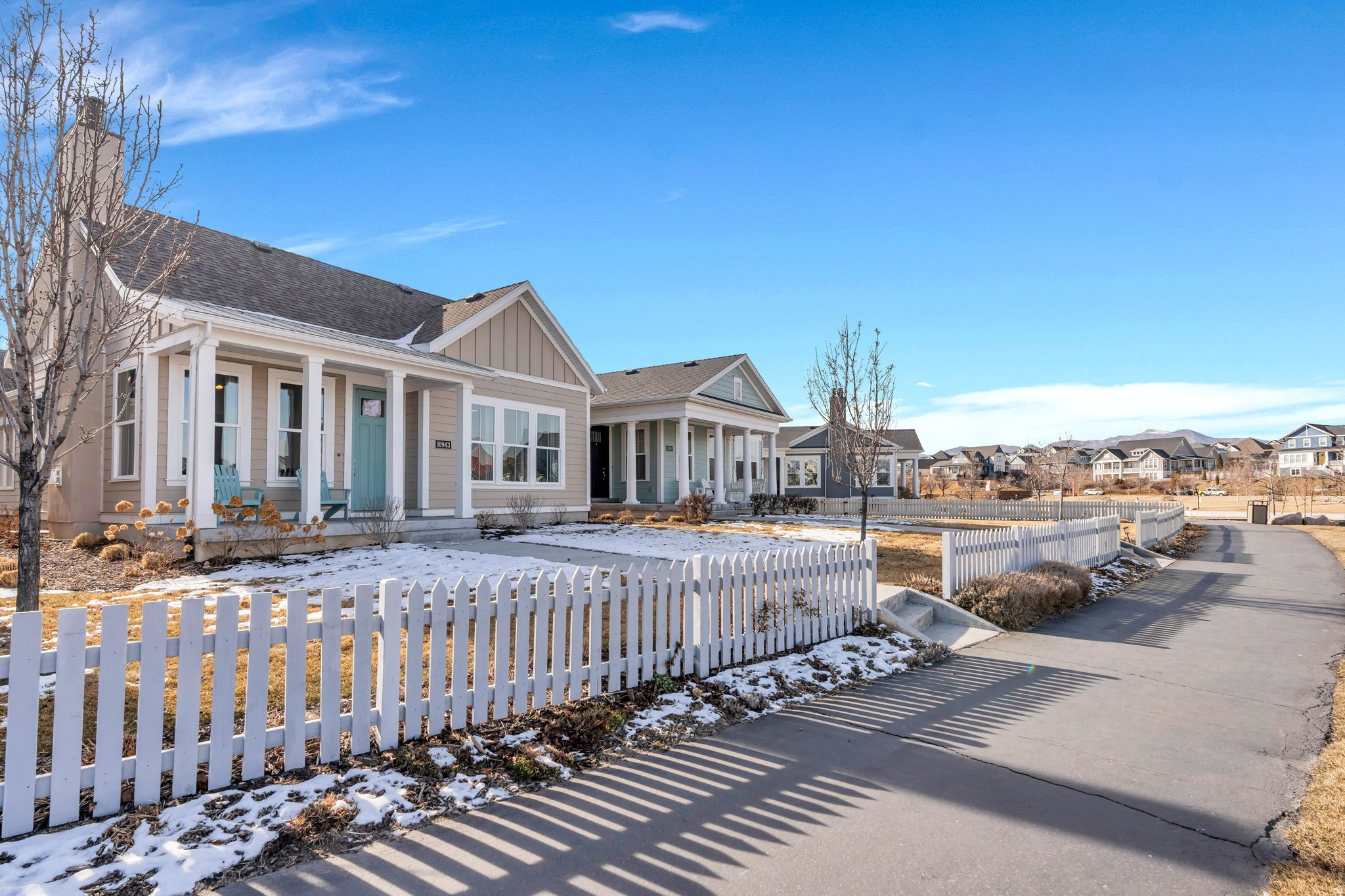 DAYBREAK - Residential