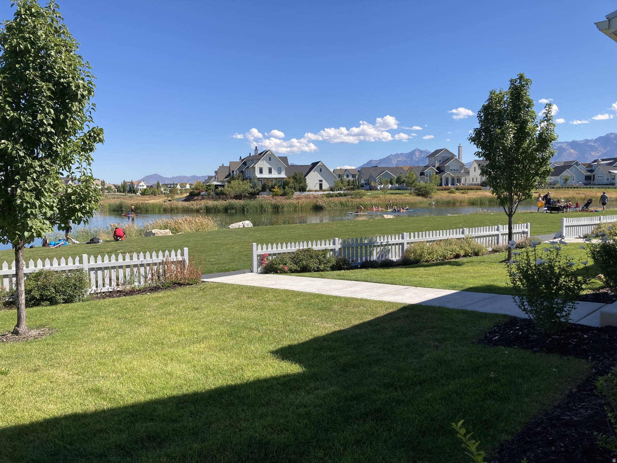 DAYBREAK - Residential