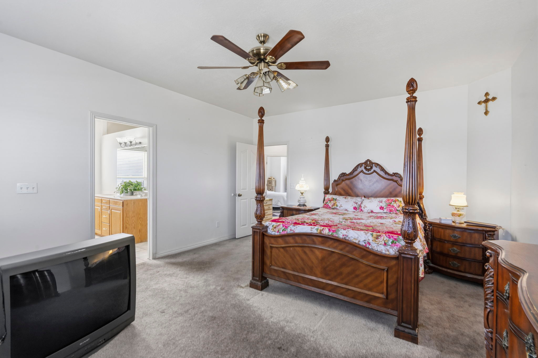 REGAL COUNTRY ESTATES - Residential