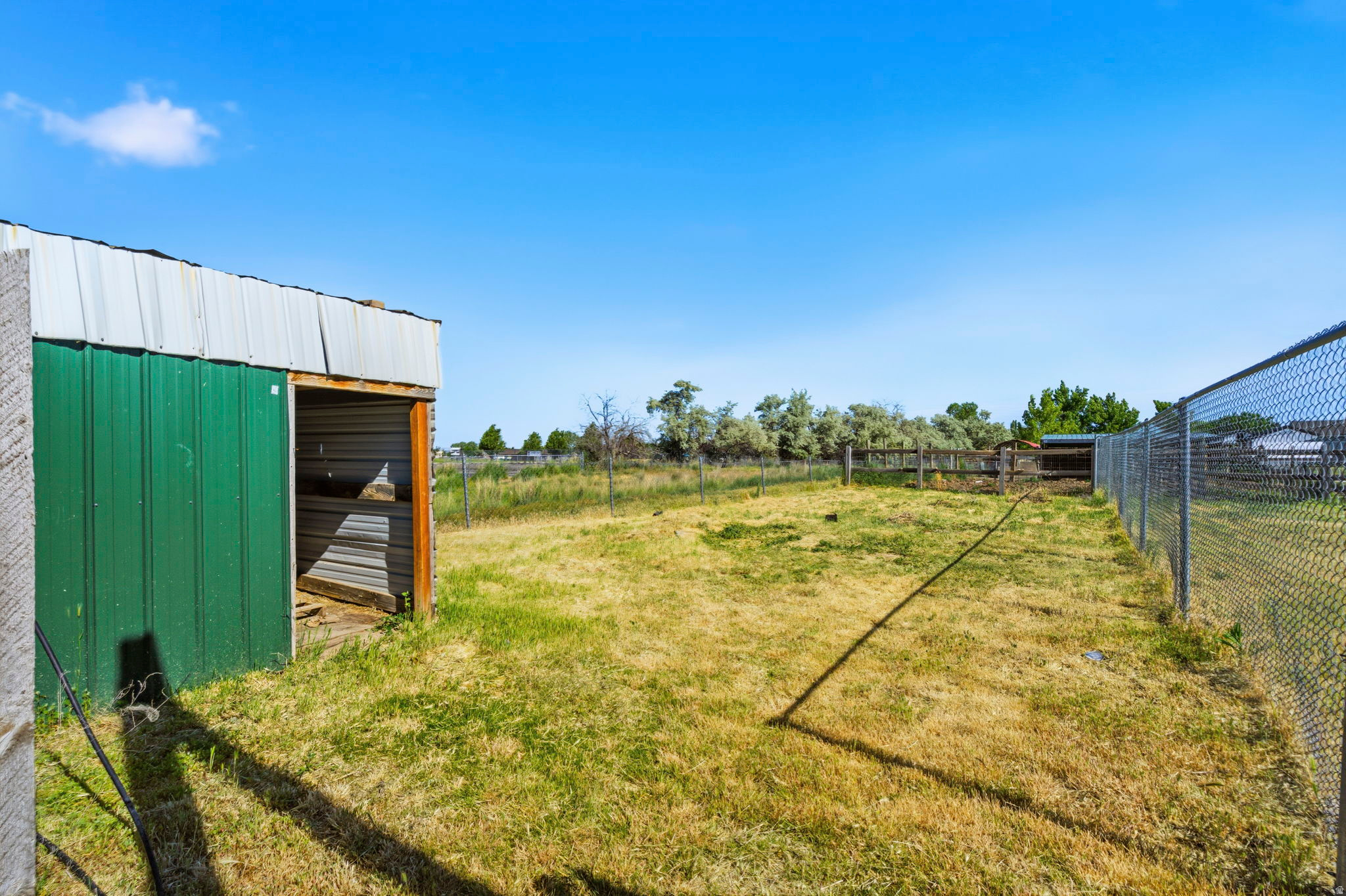 REGAL COUNTRY ESTATES - Residential