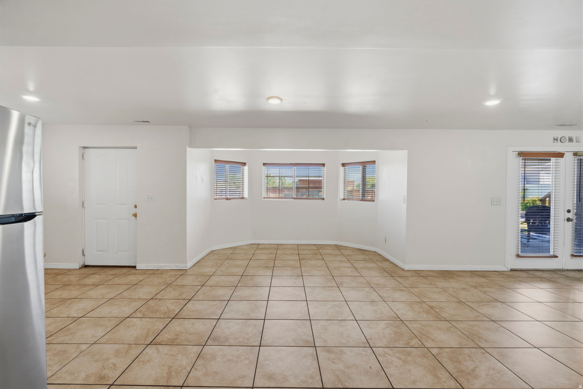 REGAL COUNTRY ESTATES - Residential