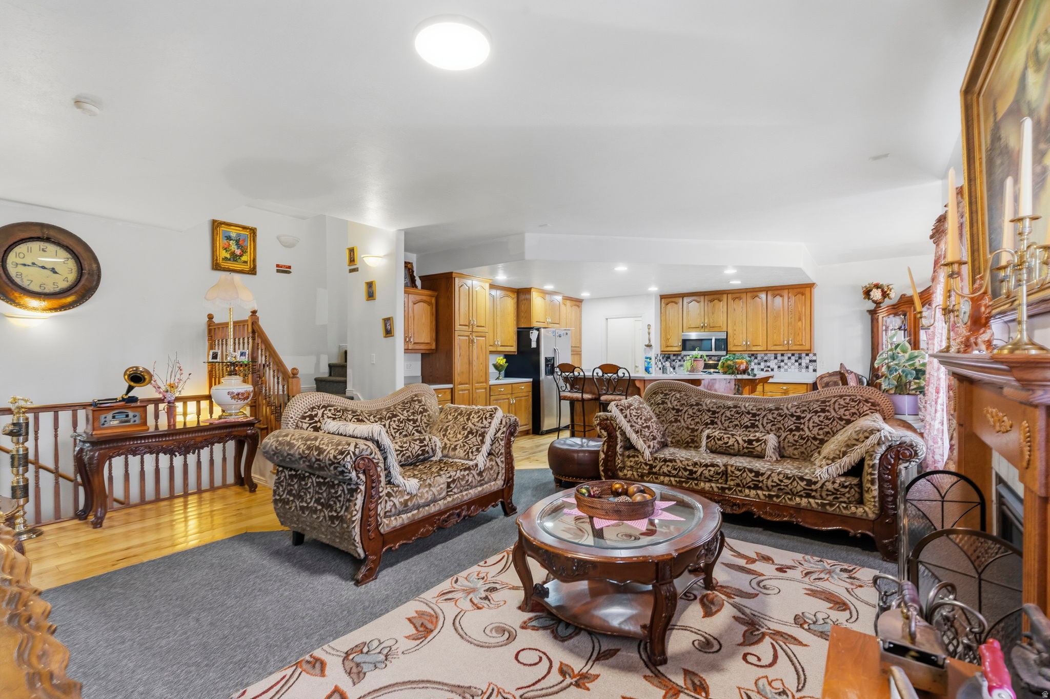 REGAL COUNTRY ESTATES - Residential