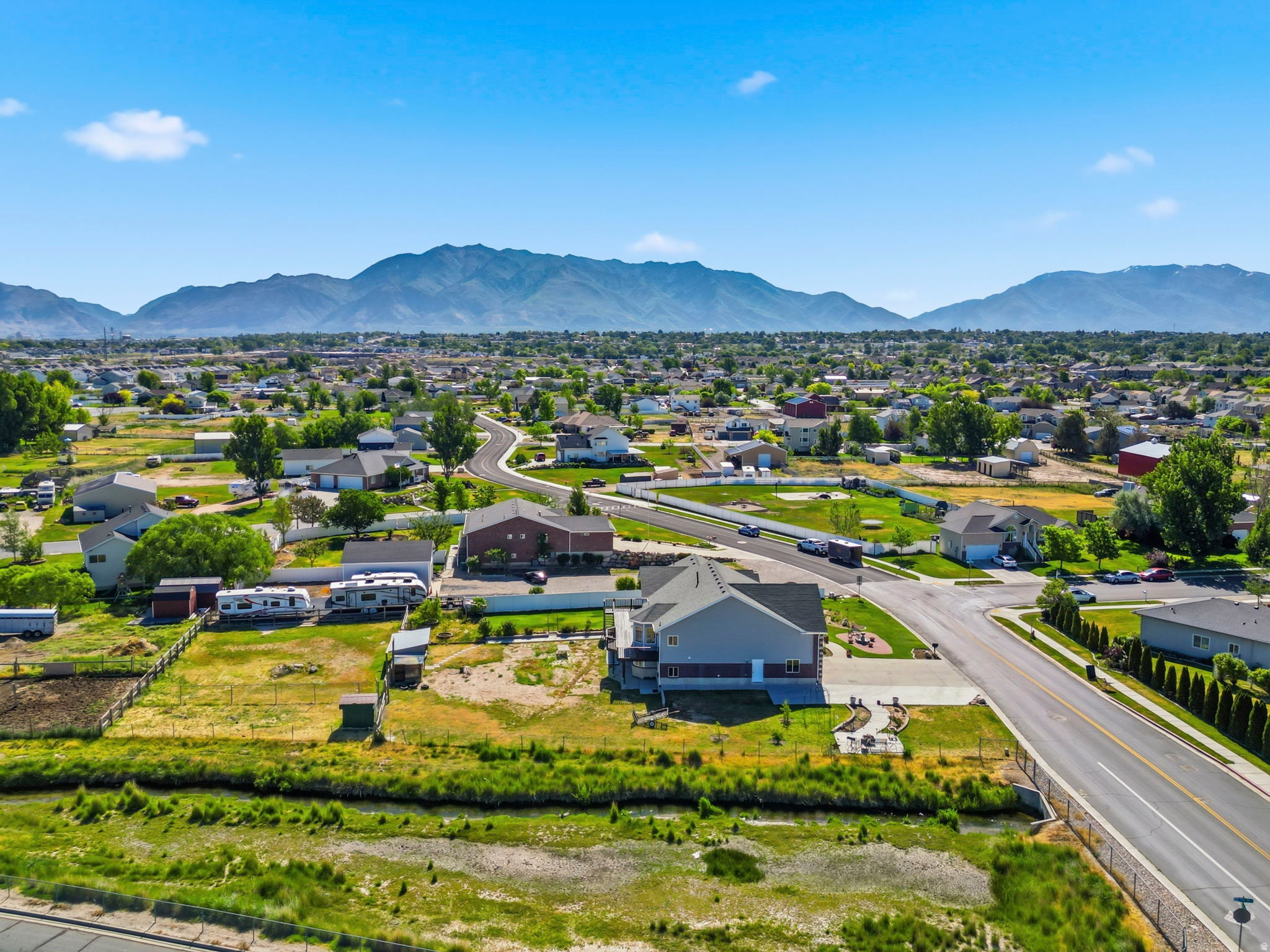 REGAL COUNTRY ESTATES - Residential