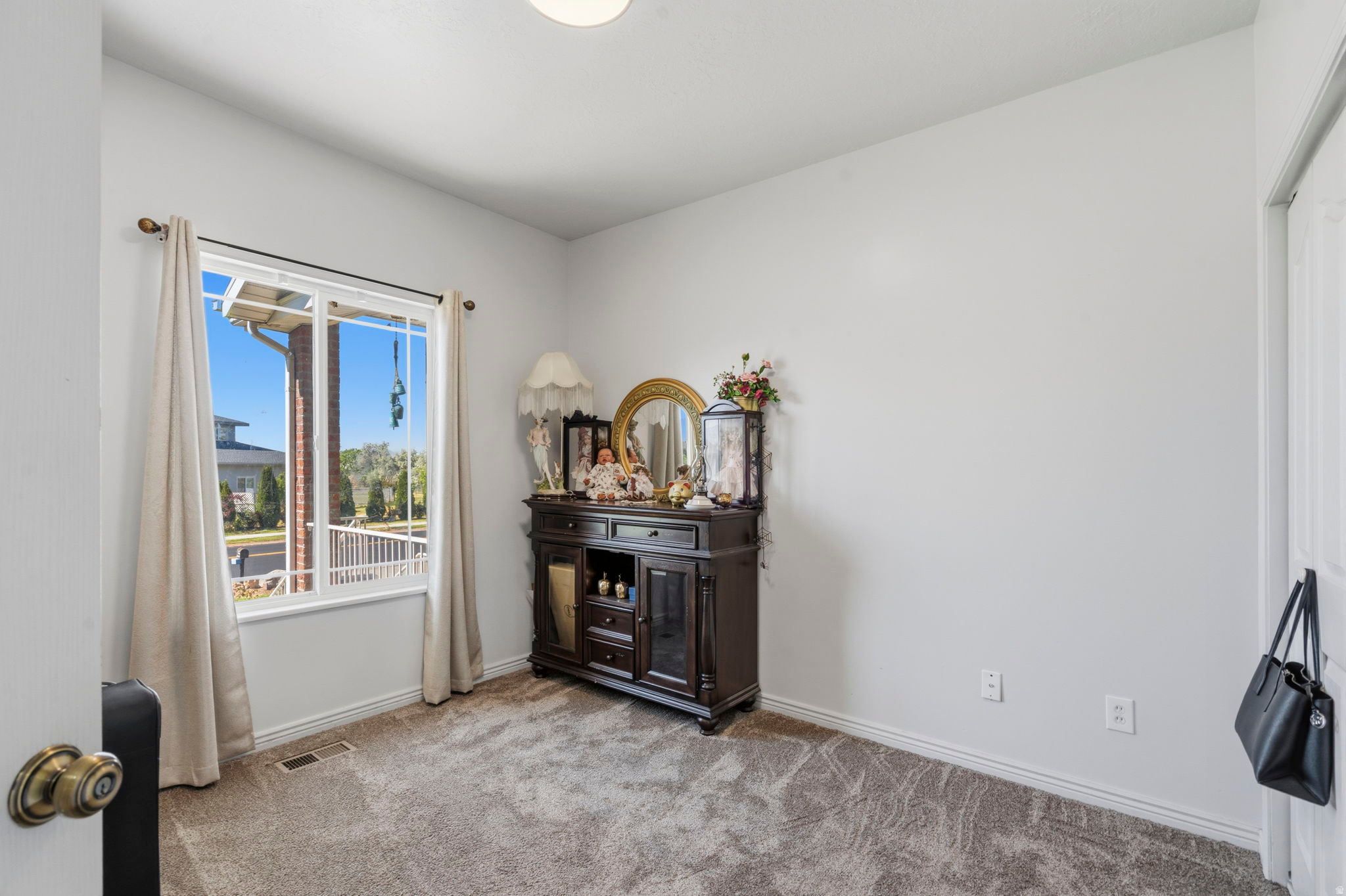 REGAL COUNTRY ESTATES - Residential