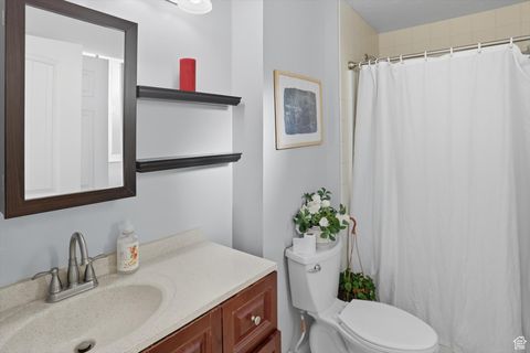 Tiny photo for 690 BARLOW ST, Clearfield, UT 84015 (MLS # 2114587)