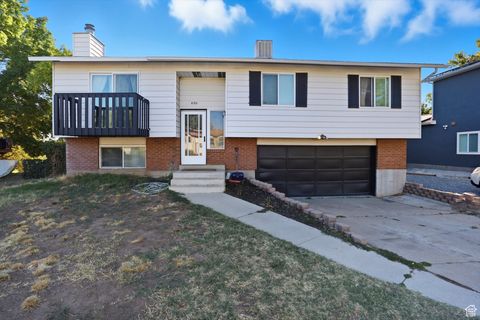 Tiny photo for 690 BARLOW ST, Clearfield, UT 84015 (MLS # 2114587)