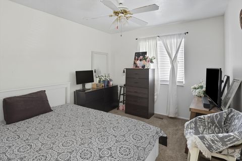 Tiny photo for 690 BARLOW ST, Clearfield, UT 84015 (MLS # 2114587)