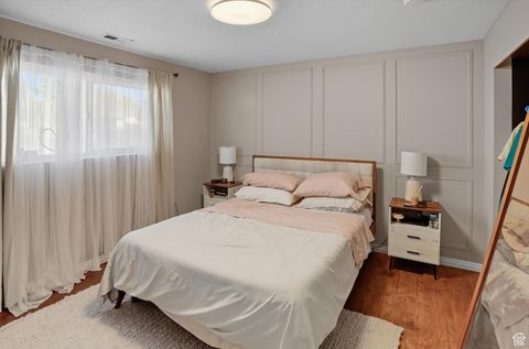 Tiny photo for 690 BARLOW ST, Clearfield, UT 84015 (MLS # 2114587)