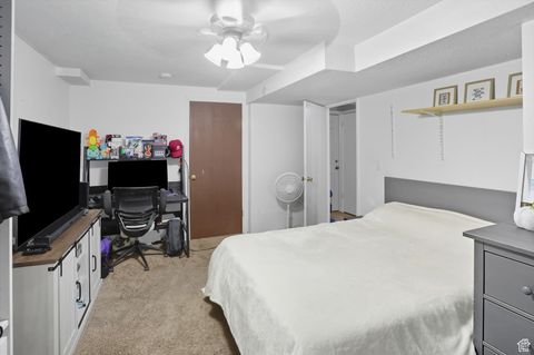 Tiny photo for 690 BARLOW ST, Clearfield, UT 84015 (MLS # 2114587)