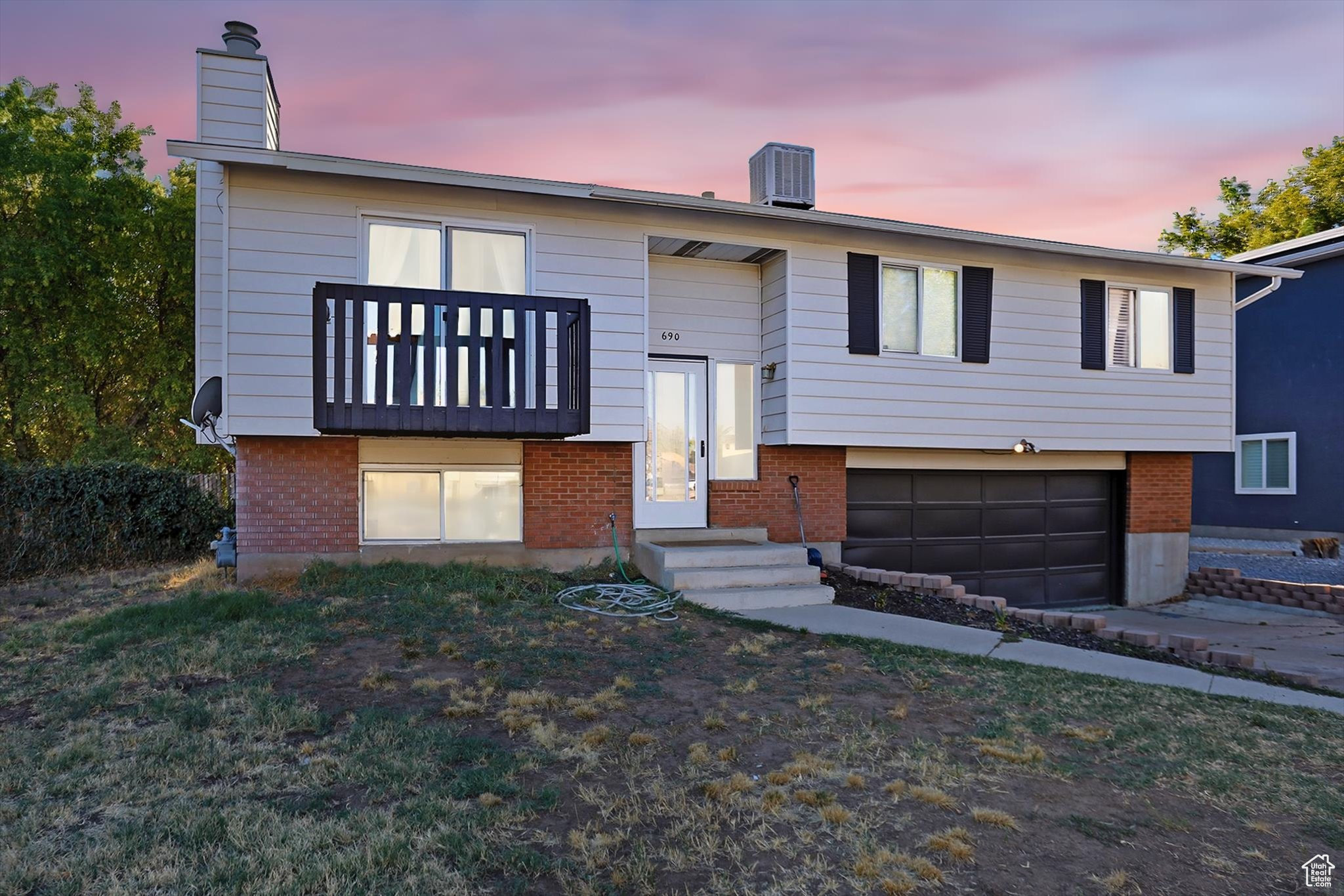 Welcome to this well-maintained split entry/bi level home in the heart of Clearfield. This home features 4 bedrooms, 3 bathrooms in a quiet, established neighborhood. Ideally located just minutes from shopping, freeway access and and schools. This layout provides spacious living areas, perfect for families or entertaining. This home has everything you need to feel right at home. Home is NOT vacant, please give 24 hour notice for showings/tours.