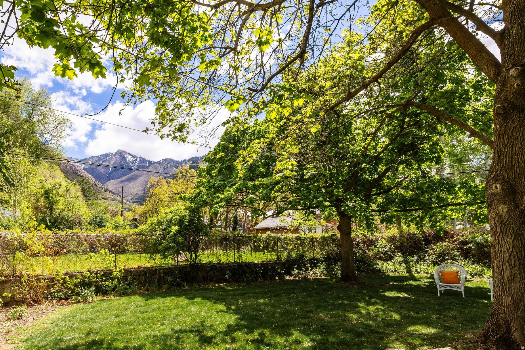 NOB HILL - Residential