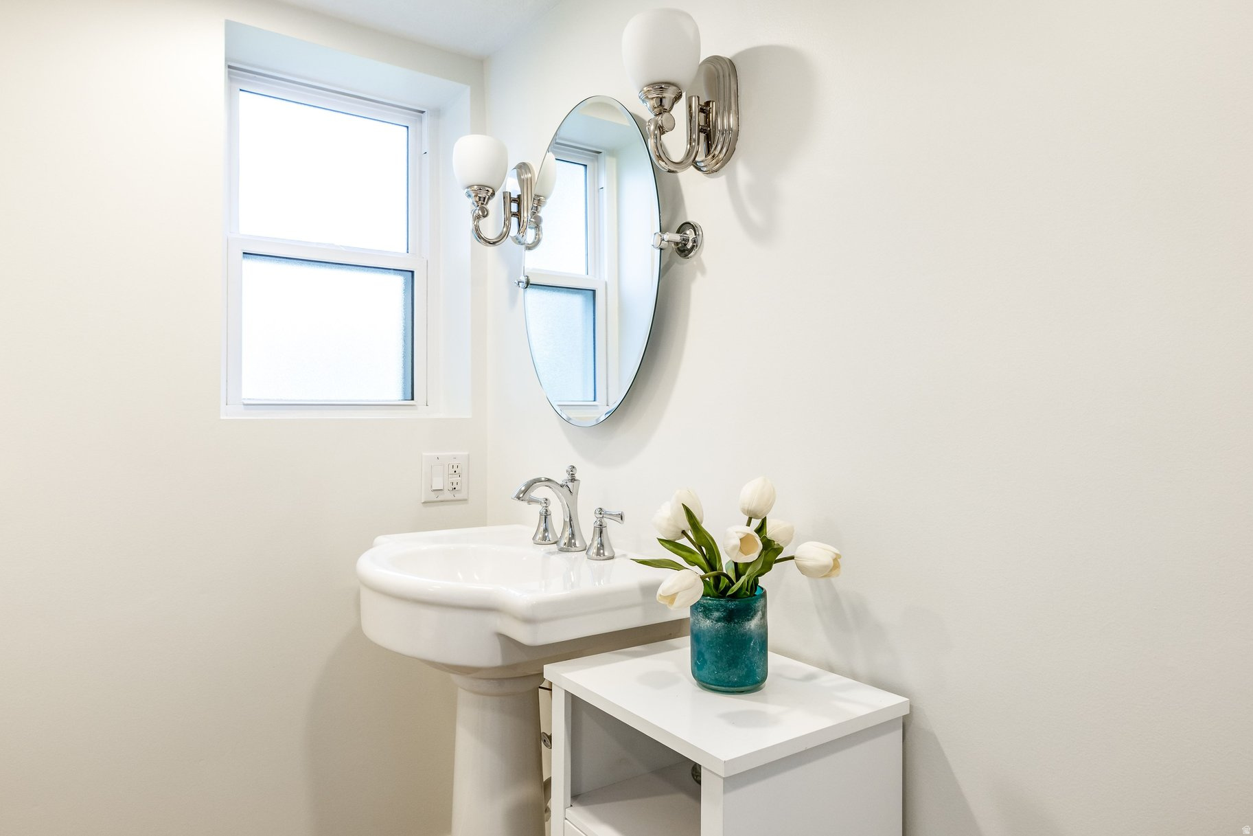 NOB HILL - Residential