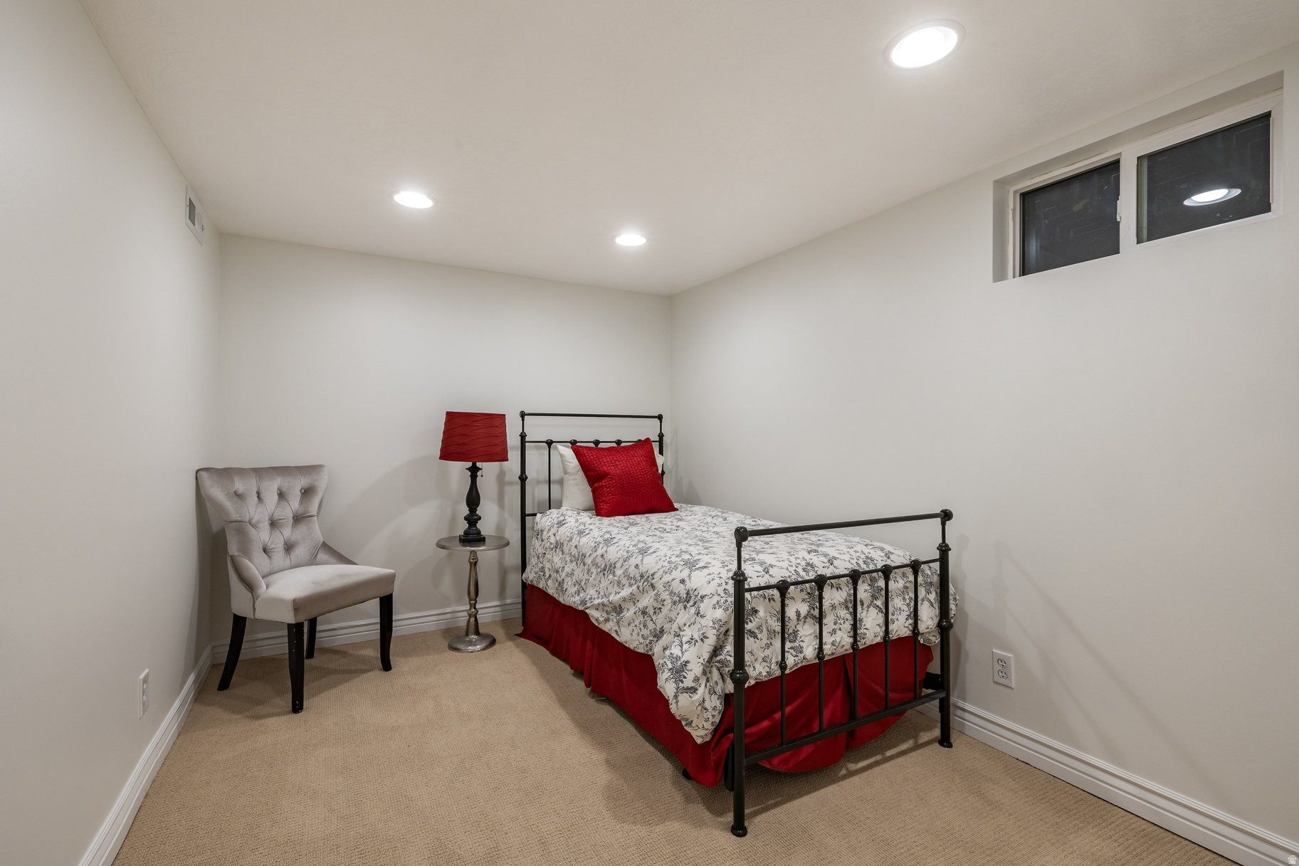 NOB HILL - Residential