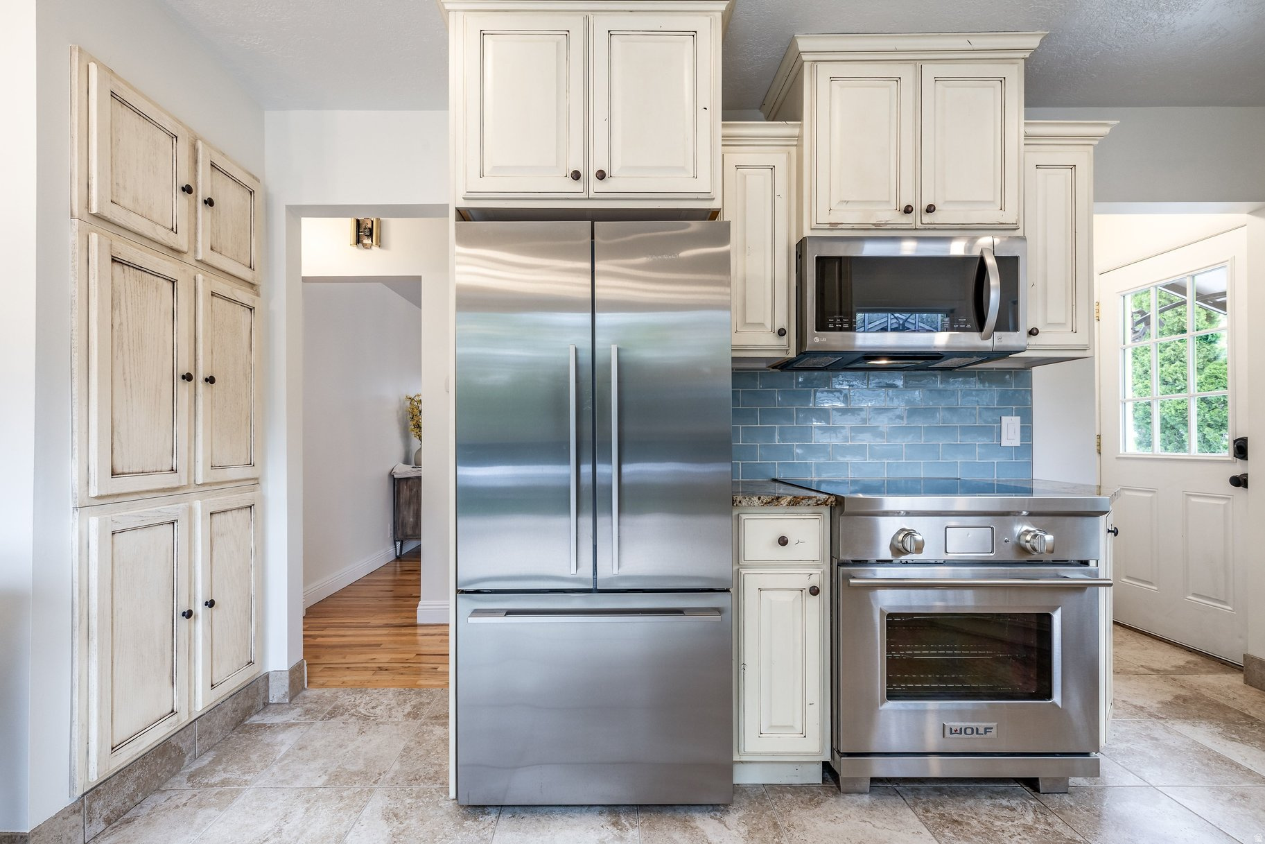 NOB HILL - Residential