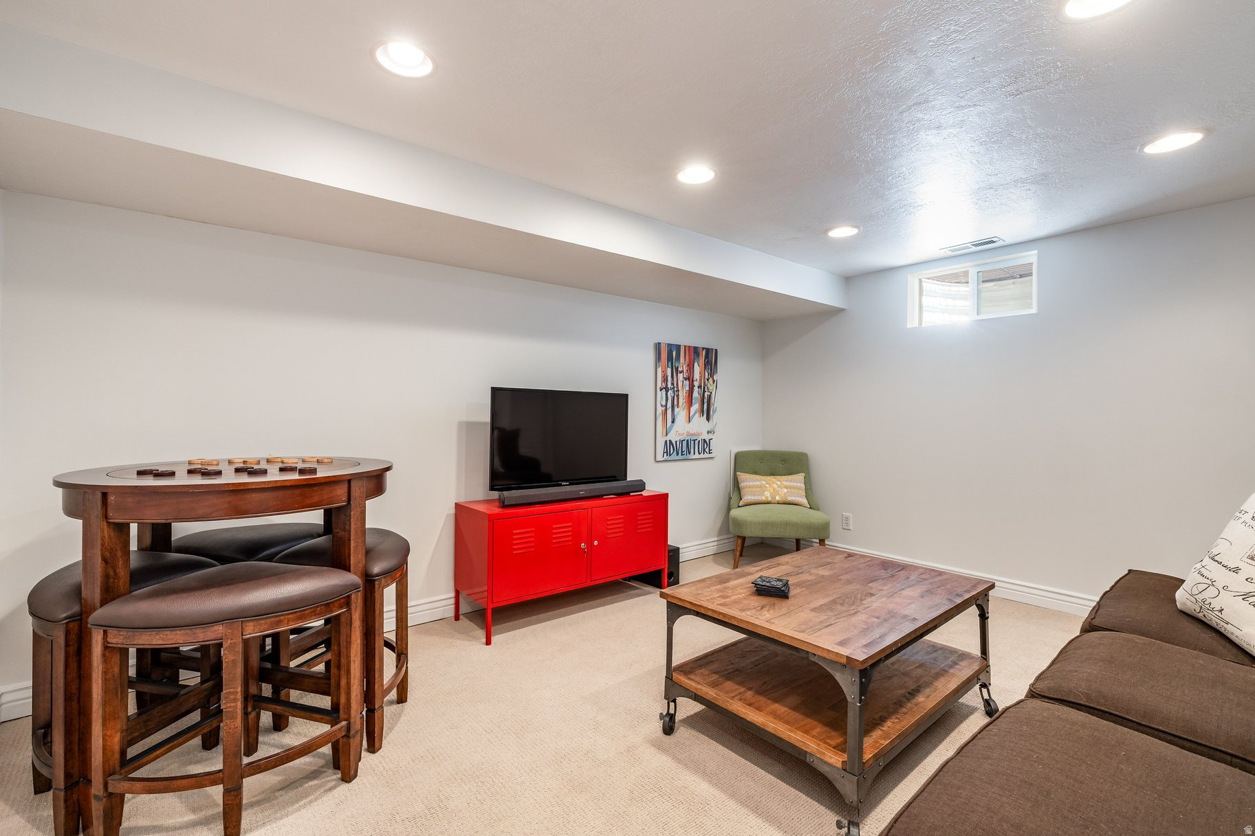 NOB HILL - Residential