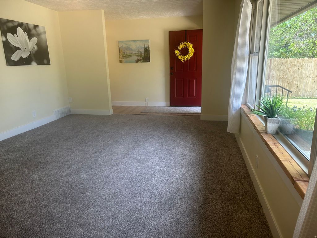 Photo of 2084 ROBINS AVE, Ogden, UT 84401 (MLS # 2145339)