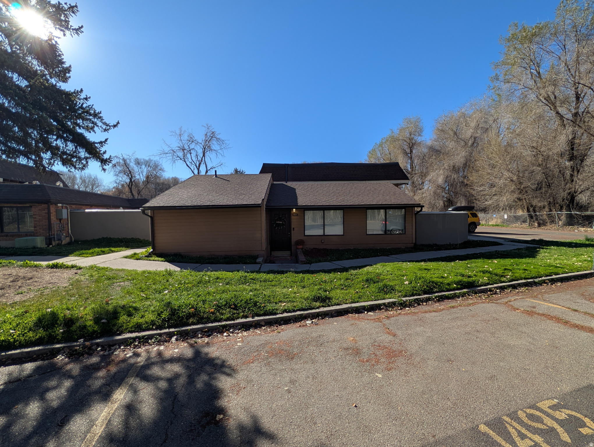 CASTLEBROOK - Residential