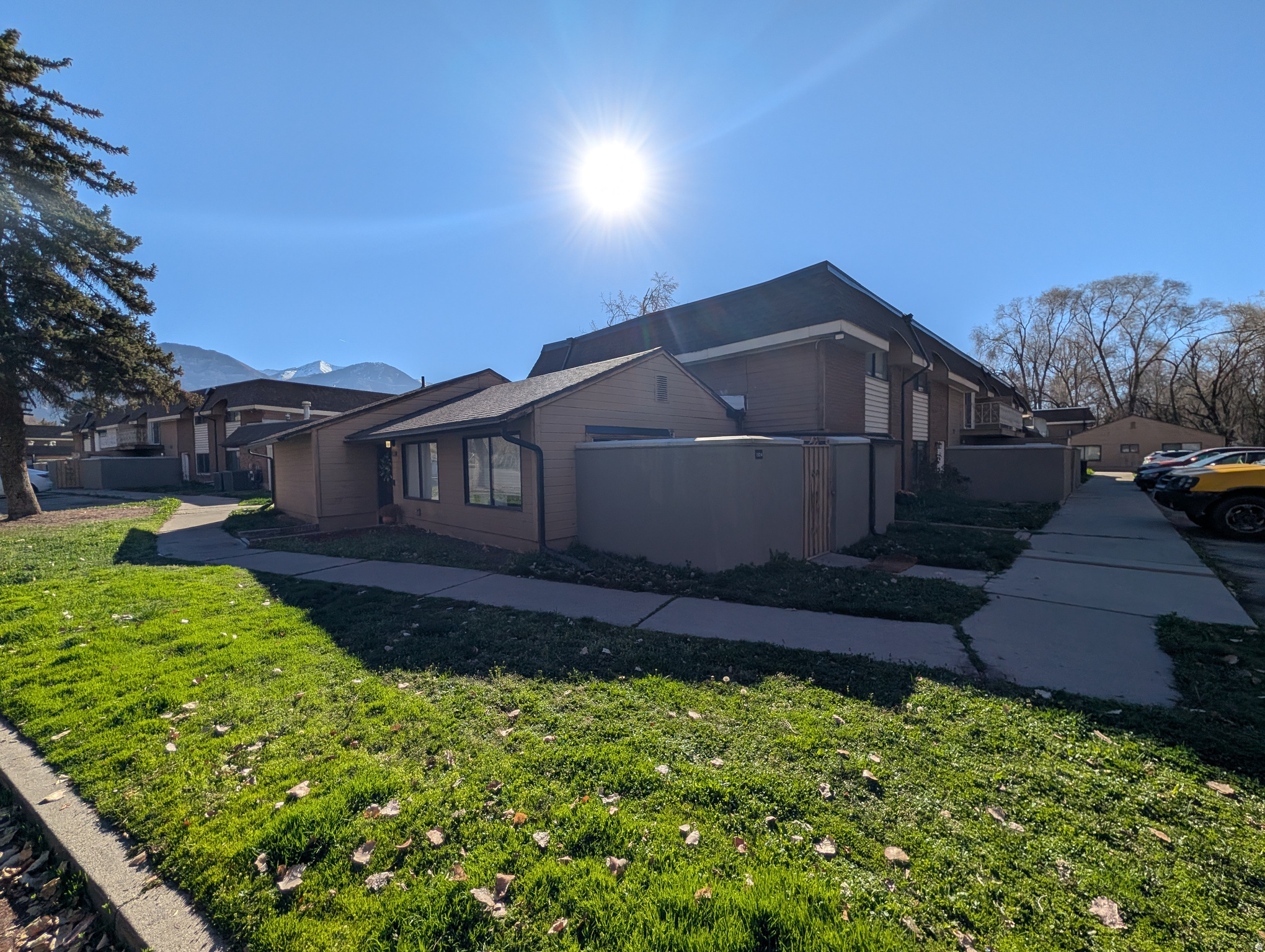 CASTLEBROOK - Residential