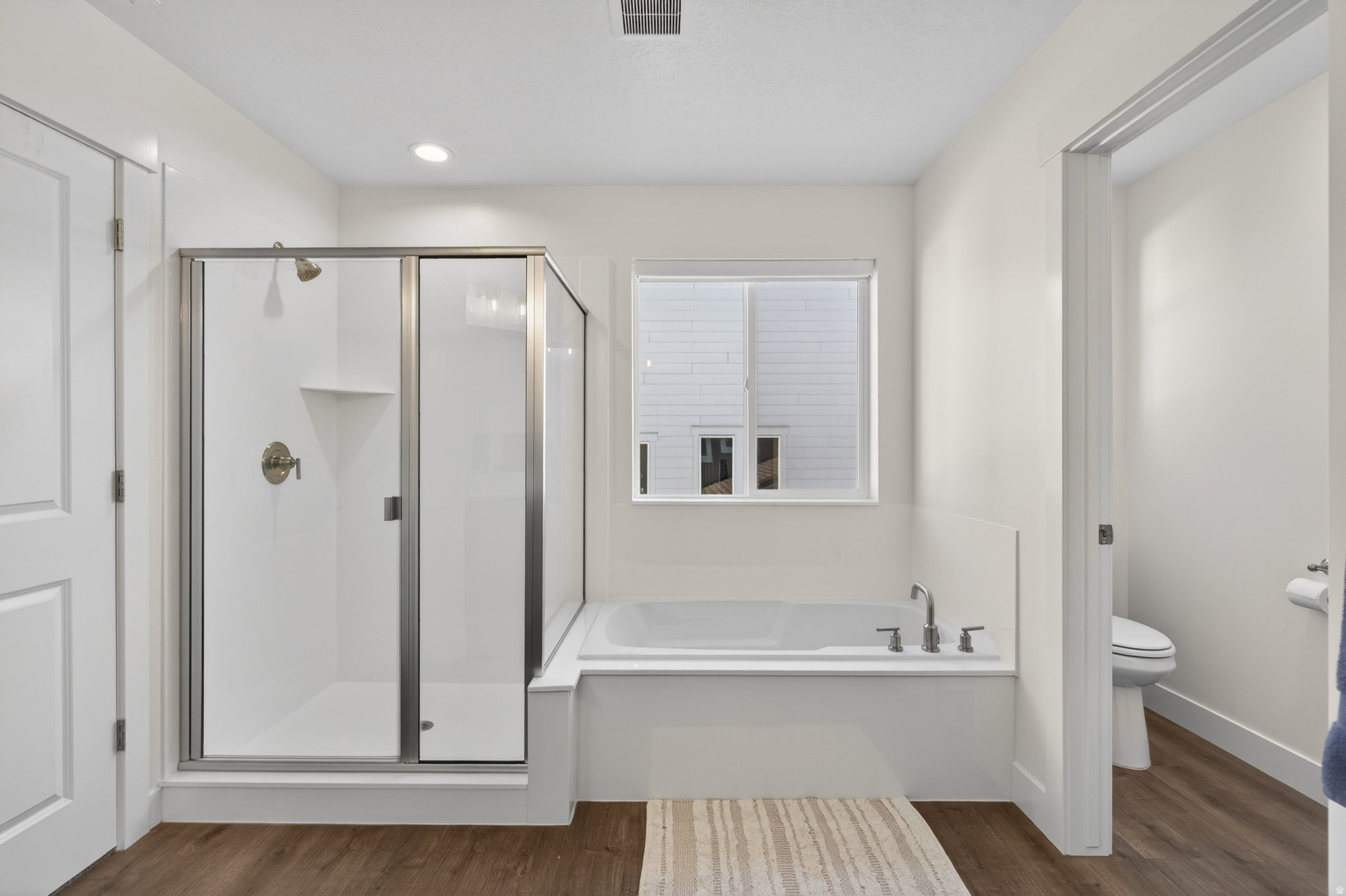 RIVER POINT - Residential