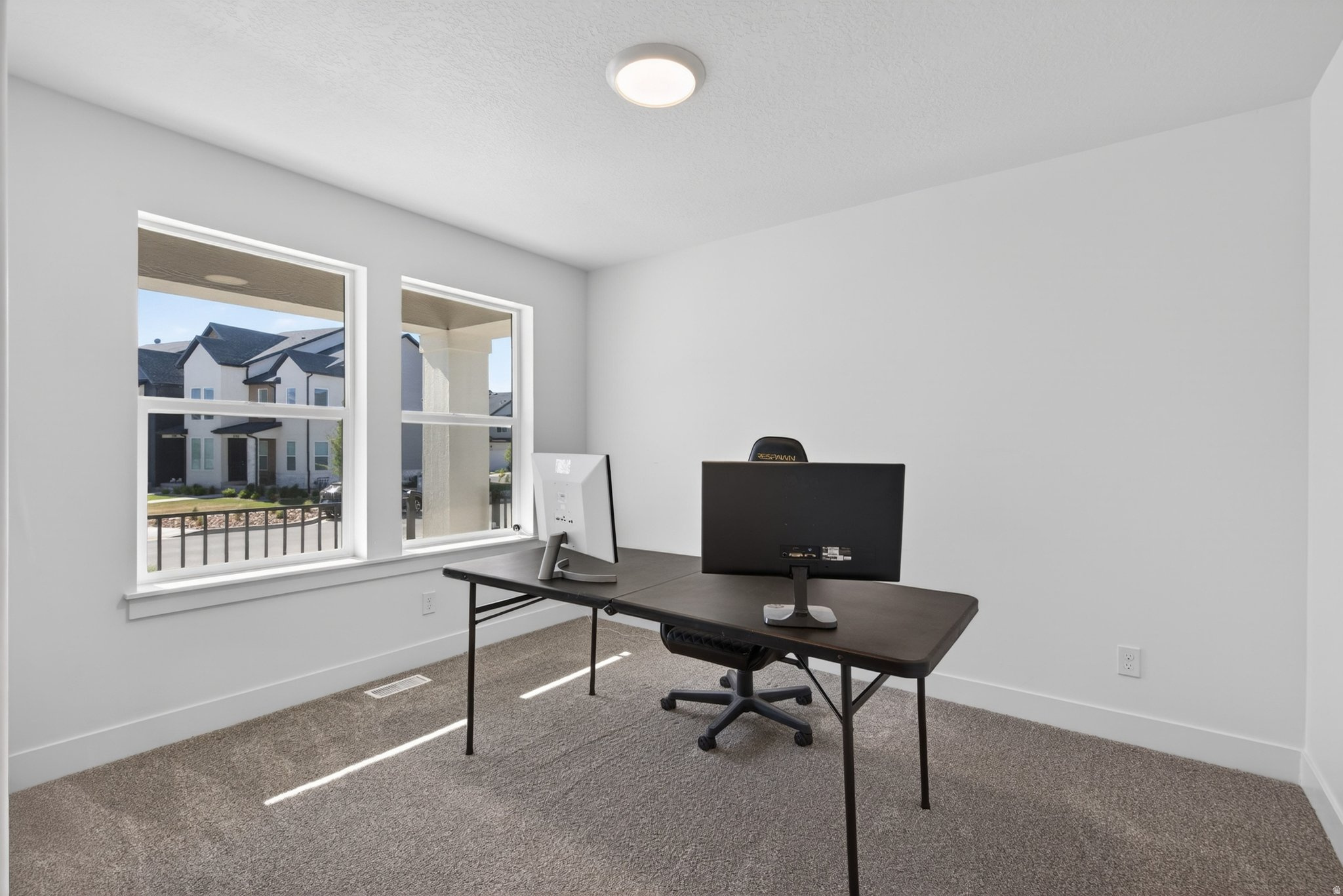 RIVER POINT - Residential
