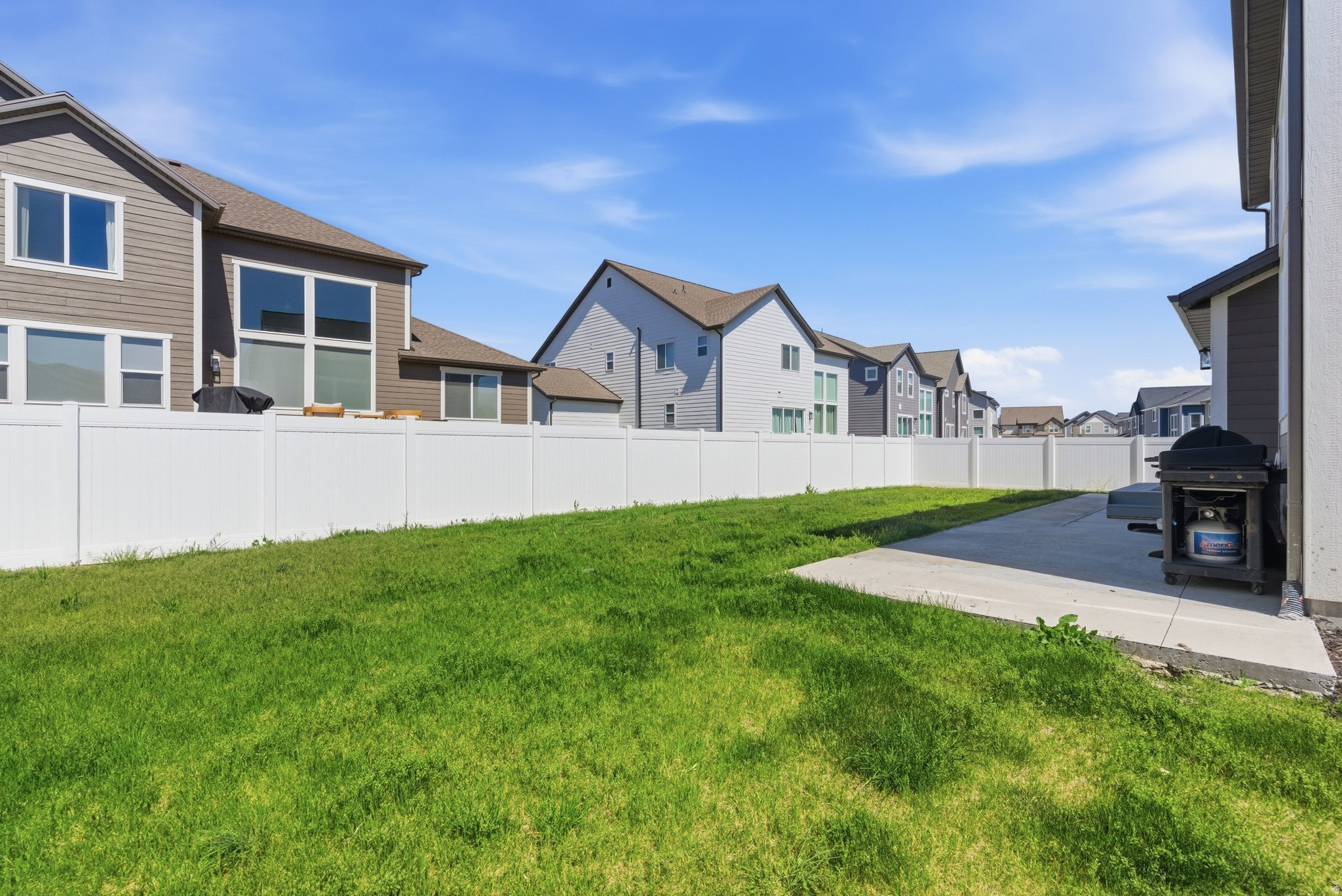 RIVER POINT - Residential