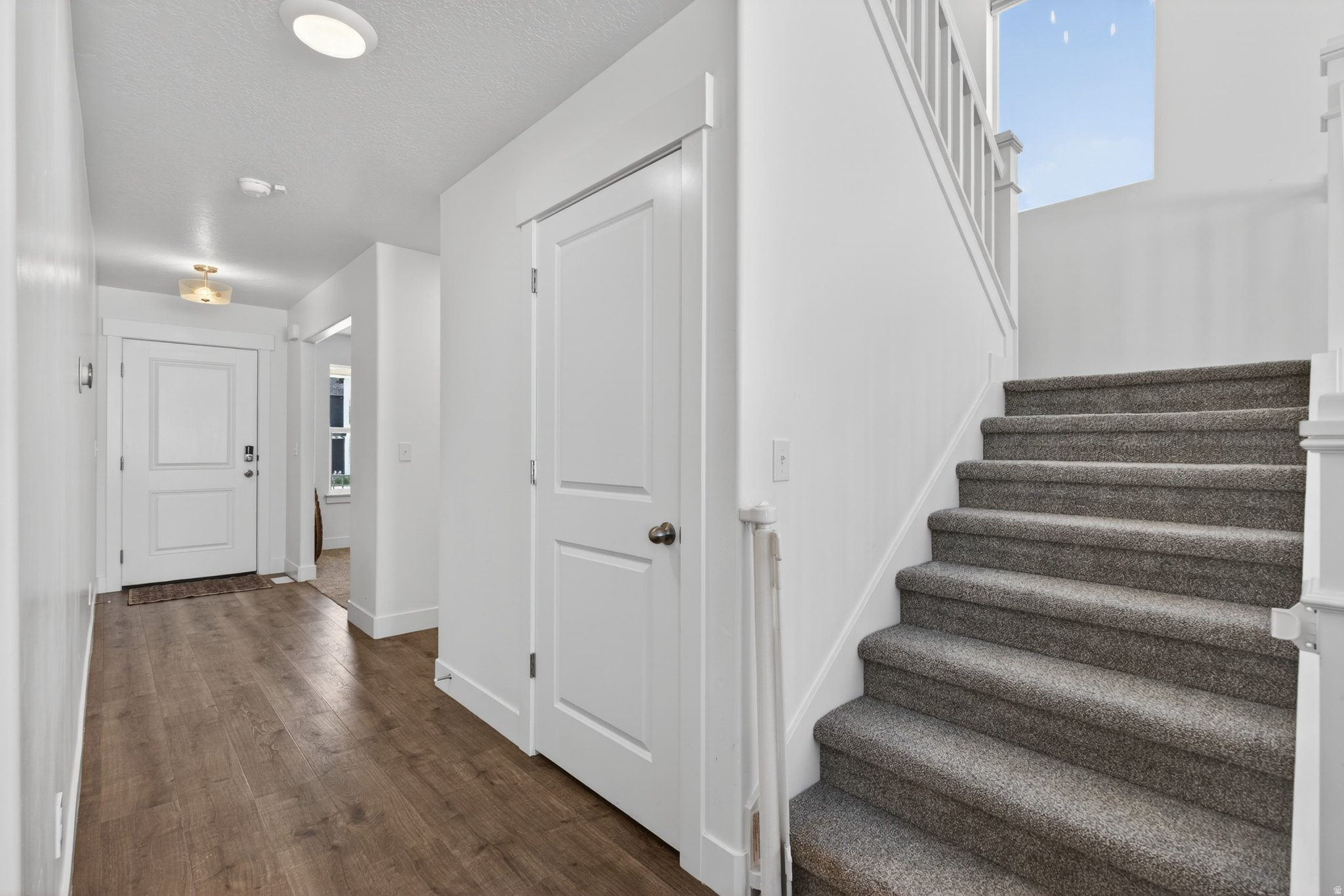 RIVER POINT - Residential