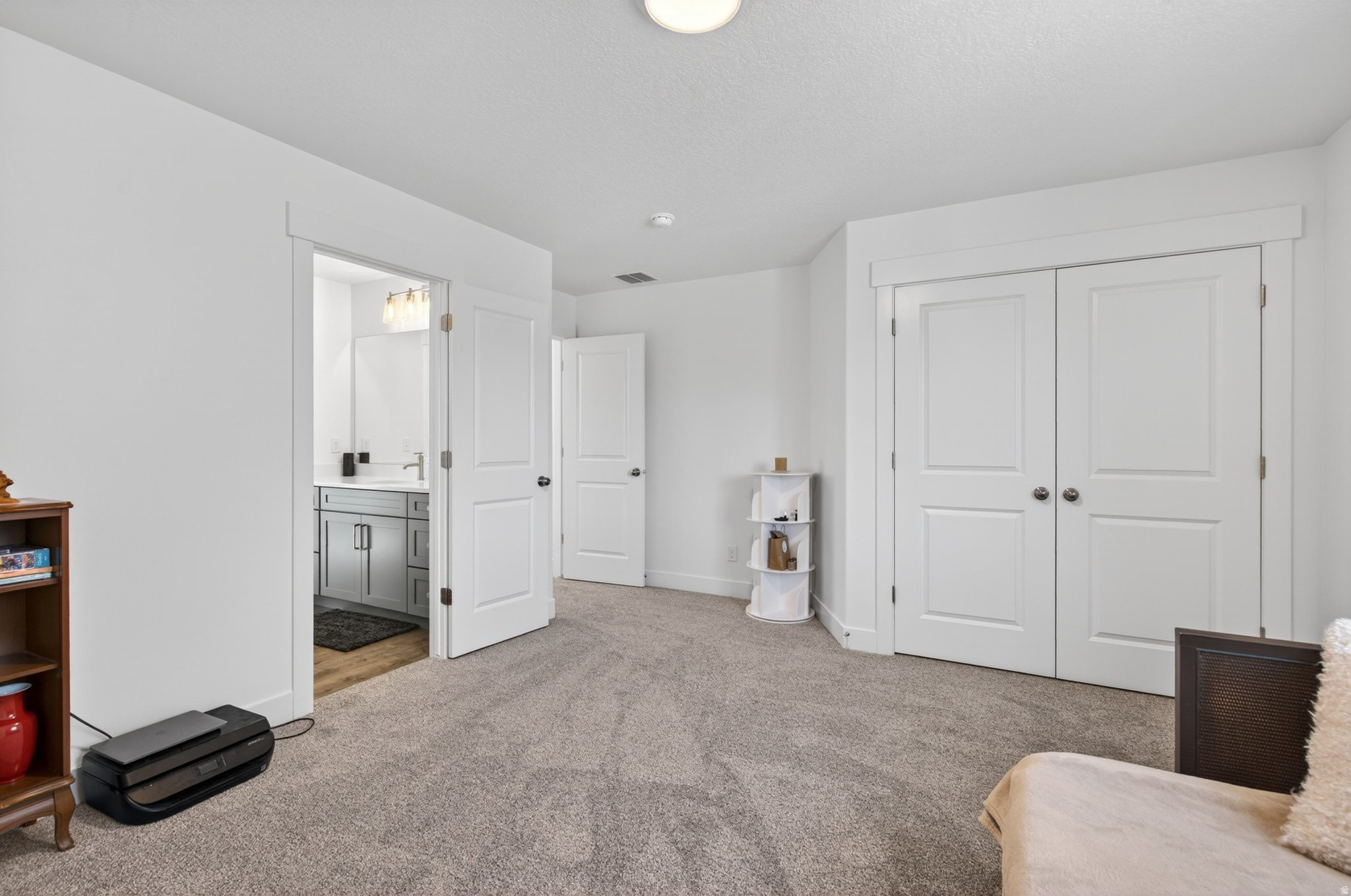 RIVER POINT - Residential