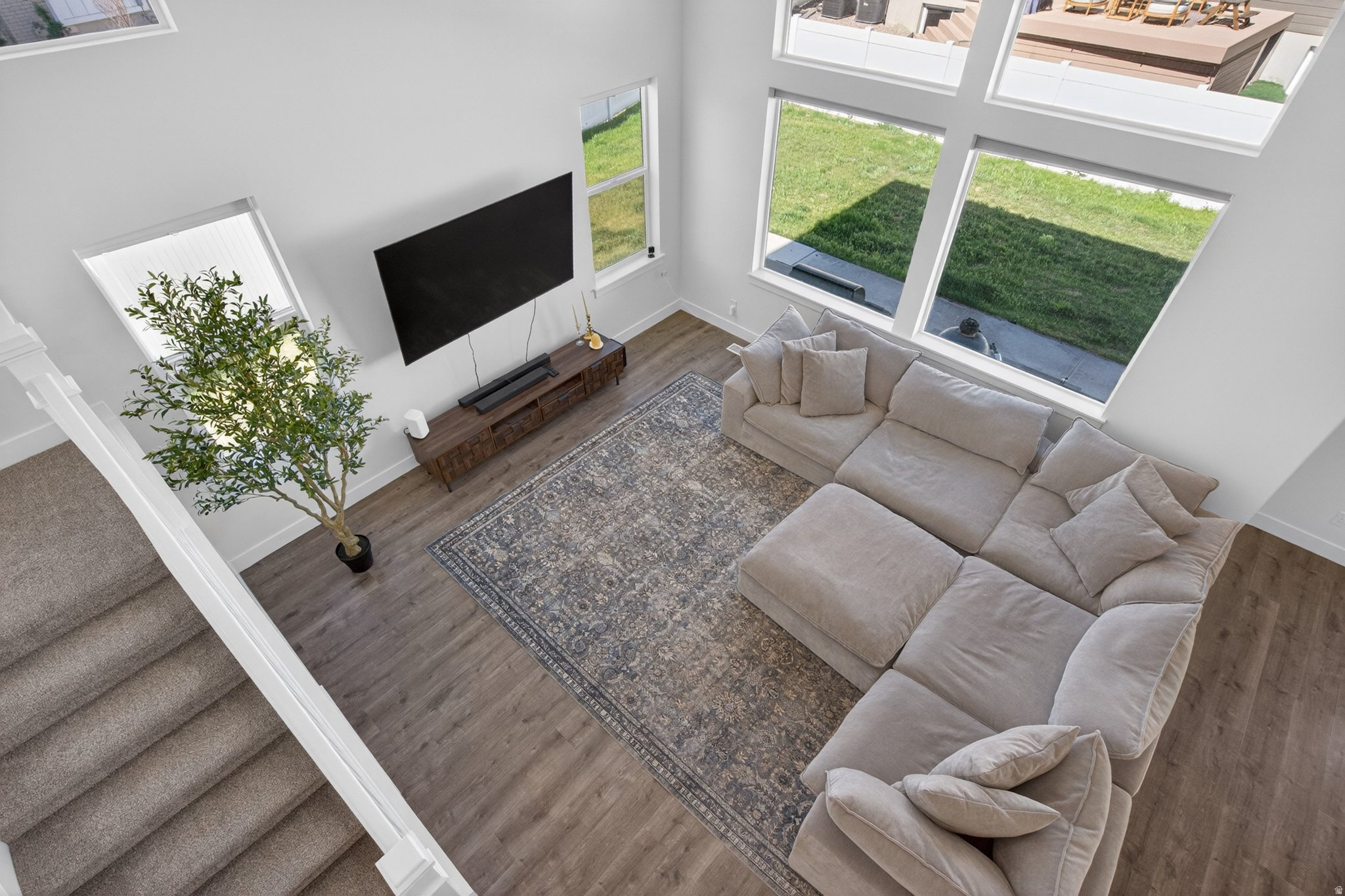 RIVER POINT - Residential