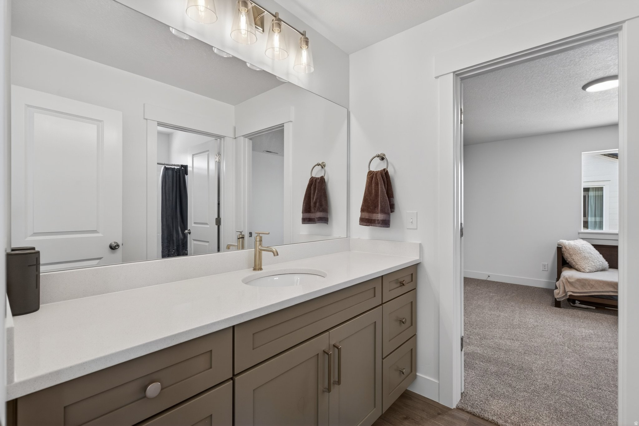RIVER POINT - Residential