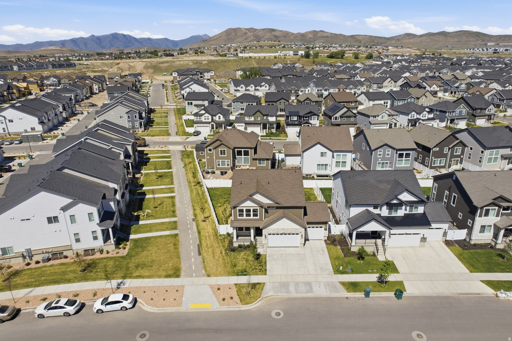 RIVER POINT - Residential