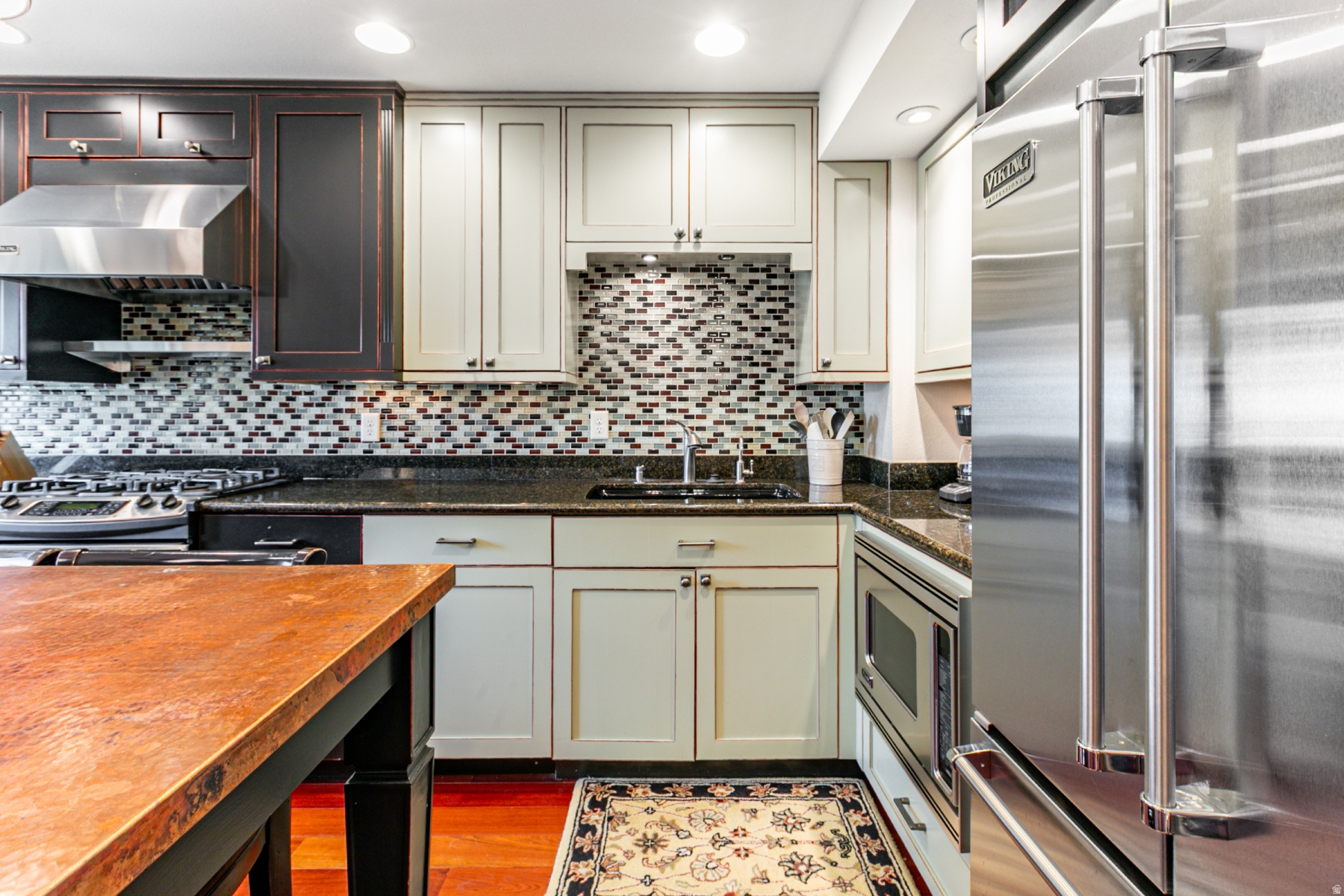 RACQUET CLUB VILLAGE SUB - Residential Lease