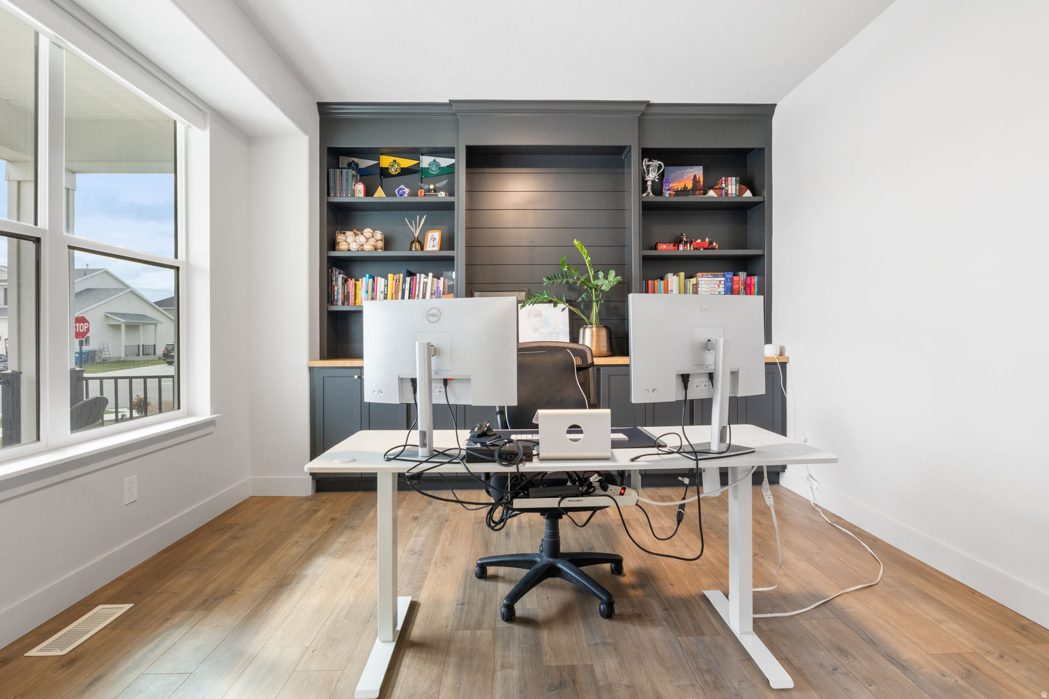 HAMPTON AT WATERS EDGE - Residential