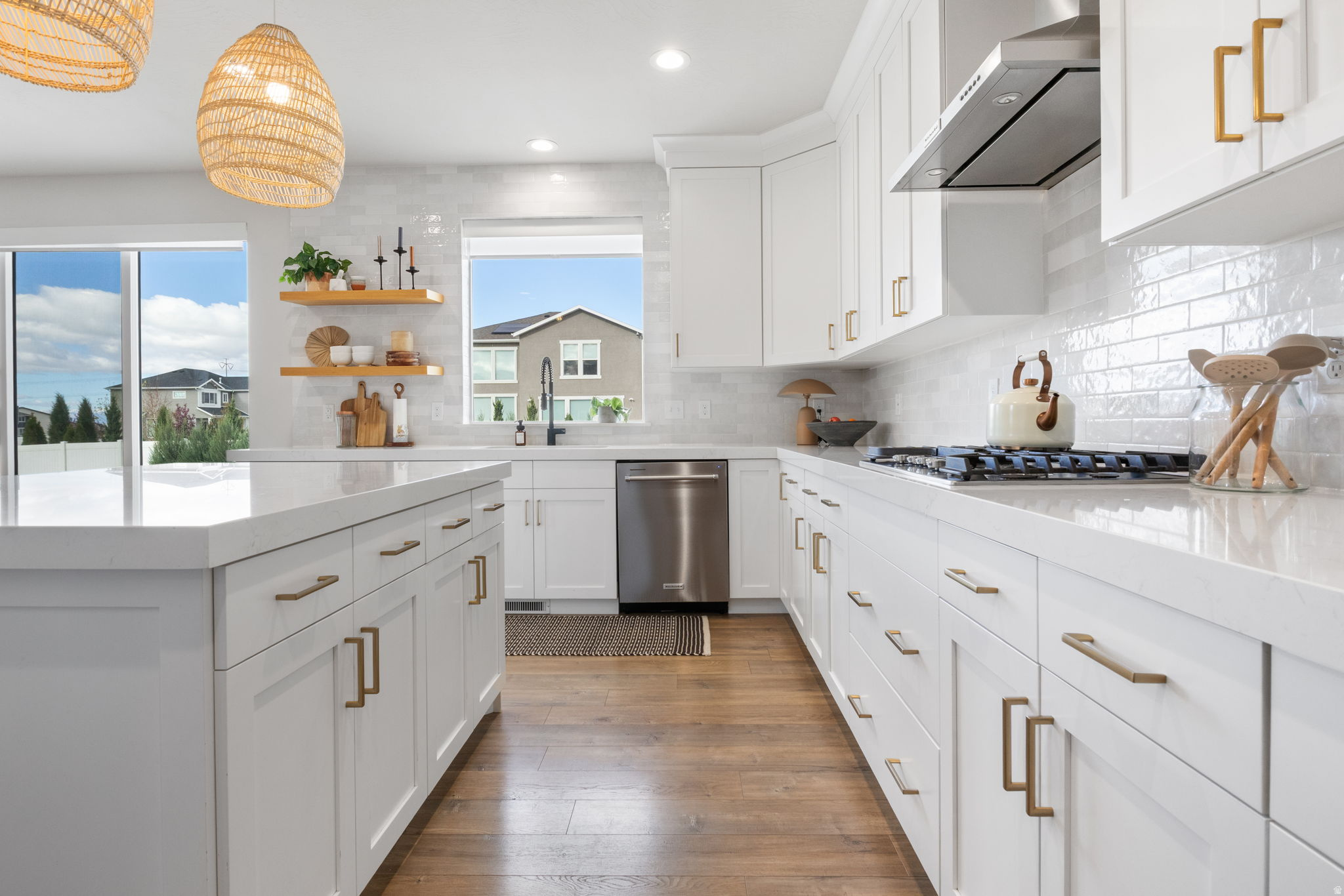 HAMPTON AT WATERS EDGE - Residential