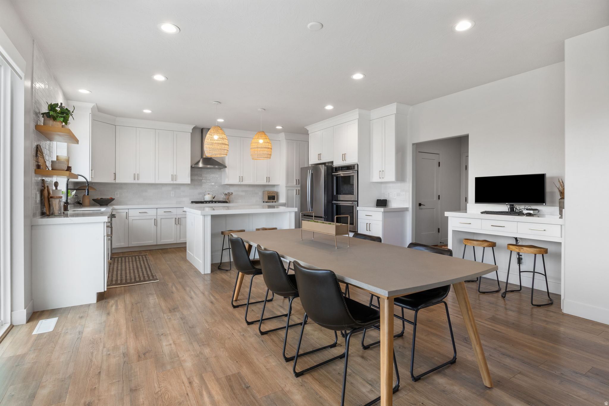 HAMPTON AT WATERS EDGE - Residential