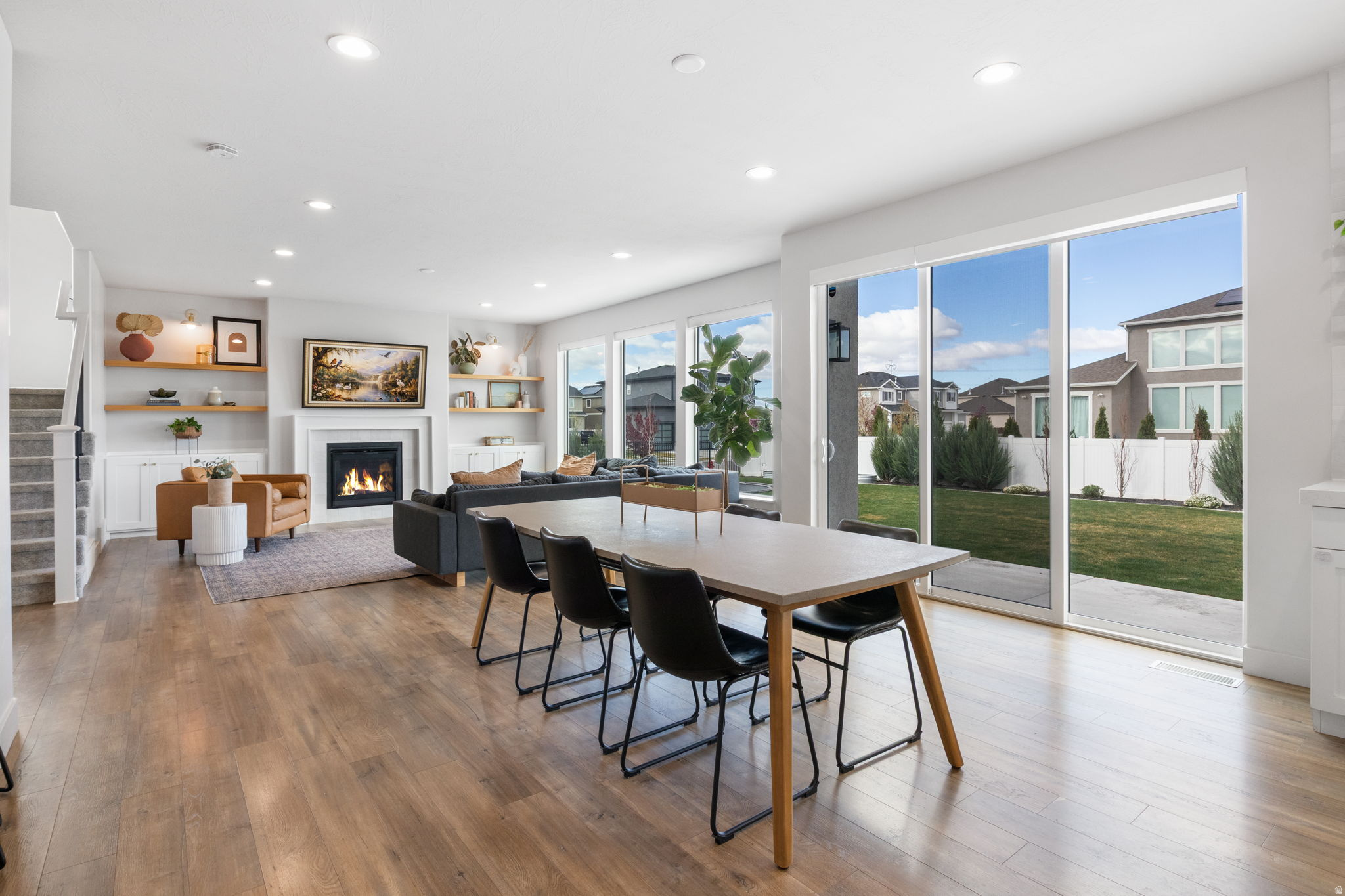 HAMPTON AT WATERS EDGE - Residential