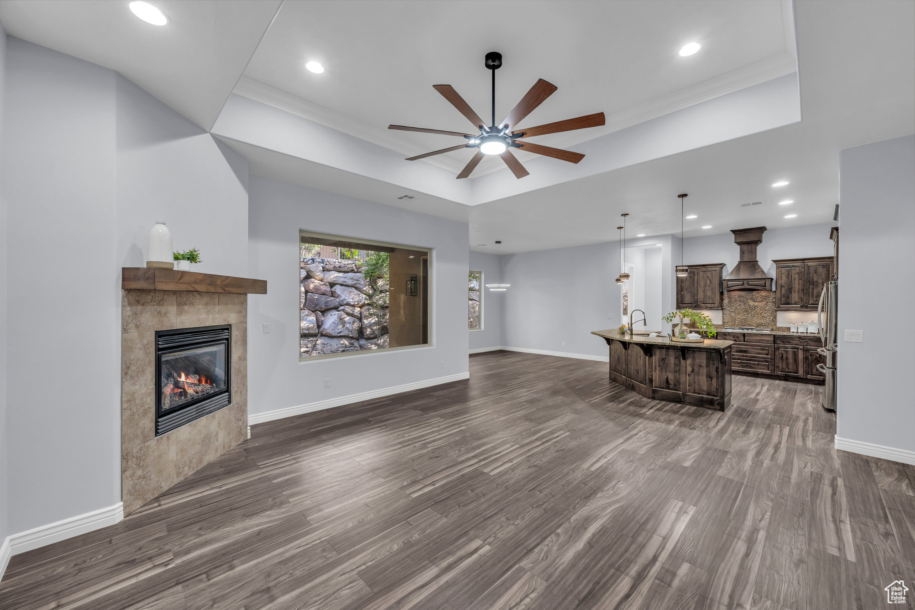 BELLA VISTA AT STONE MTN - Residential