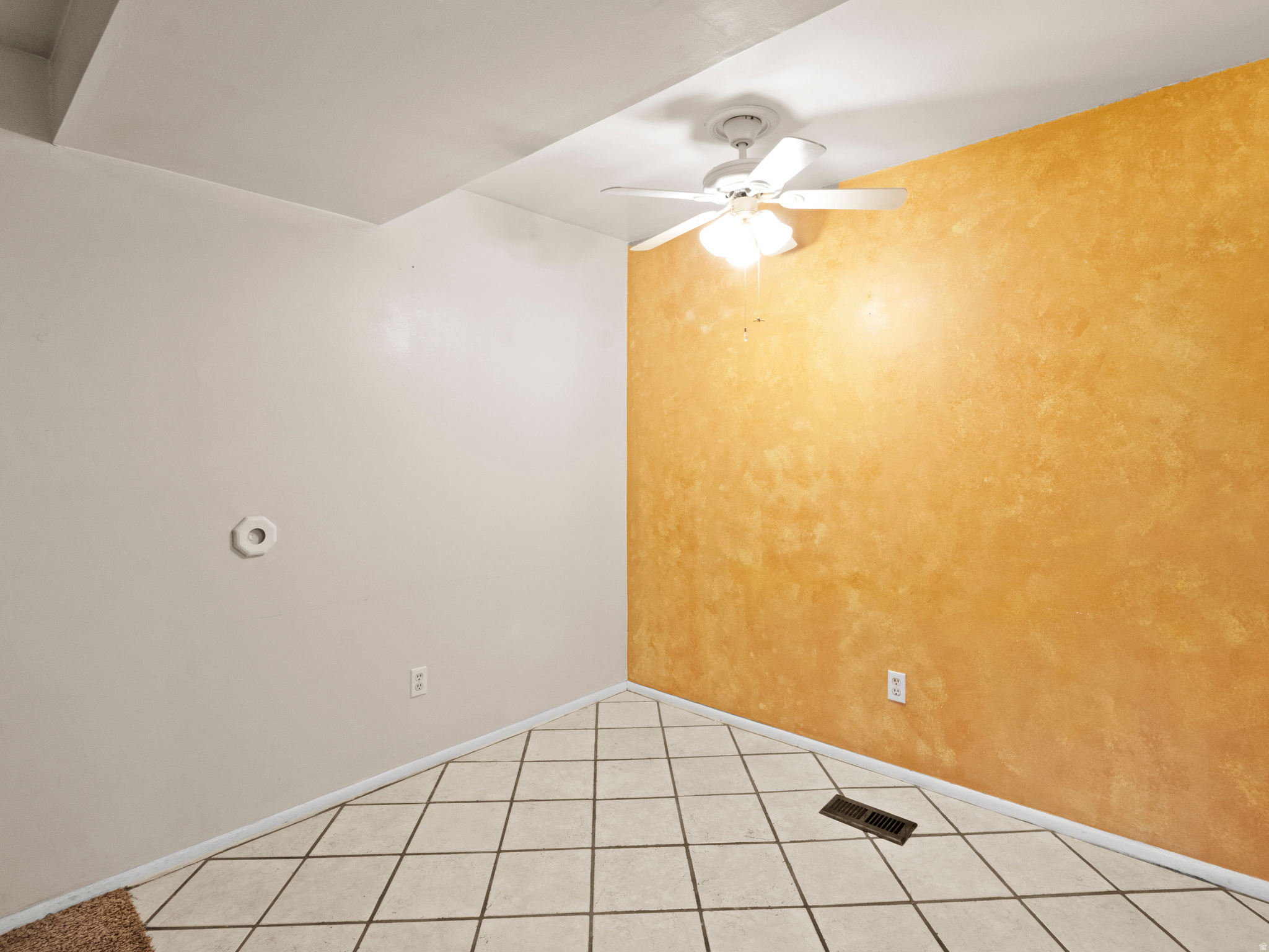 GREENTREE CONDM - Residential