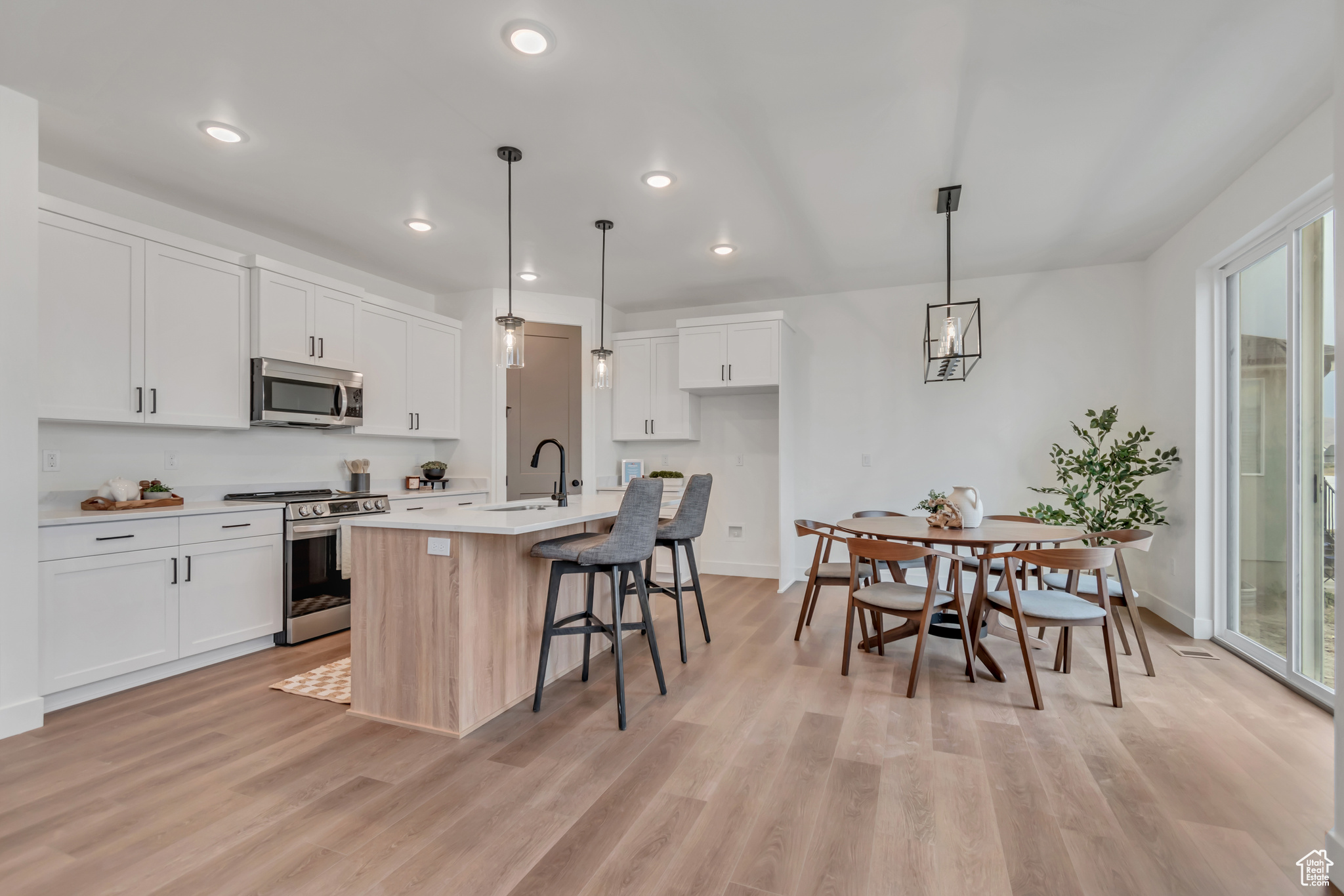 ARROWHEAD RANCH - Residential