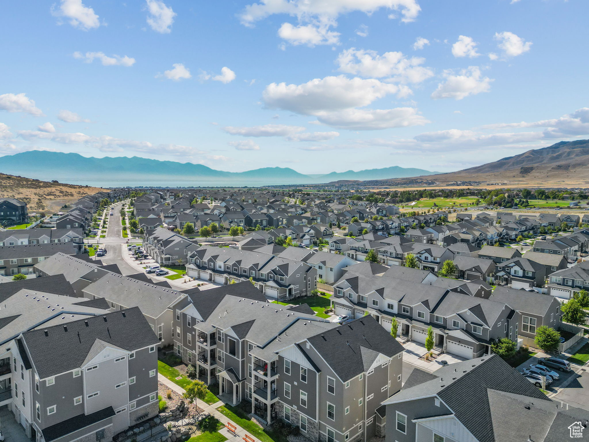 QUAILHILL - Residential