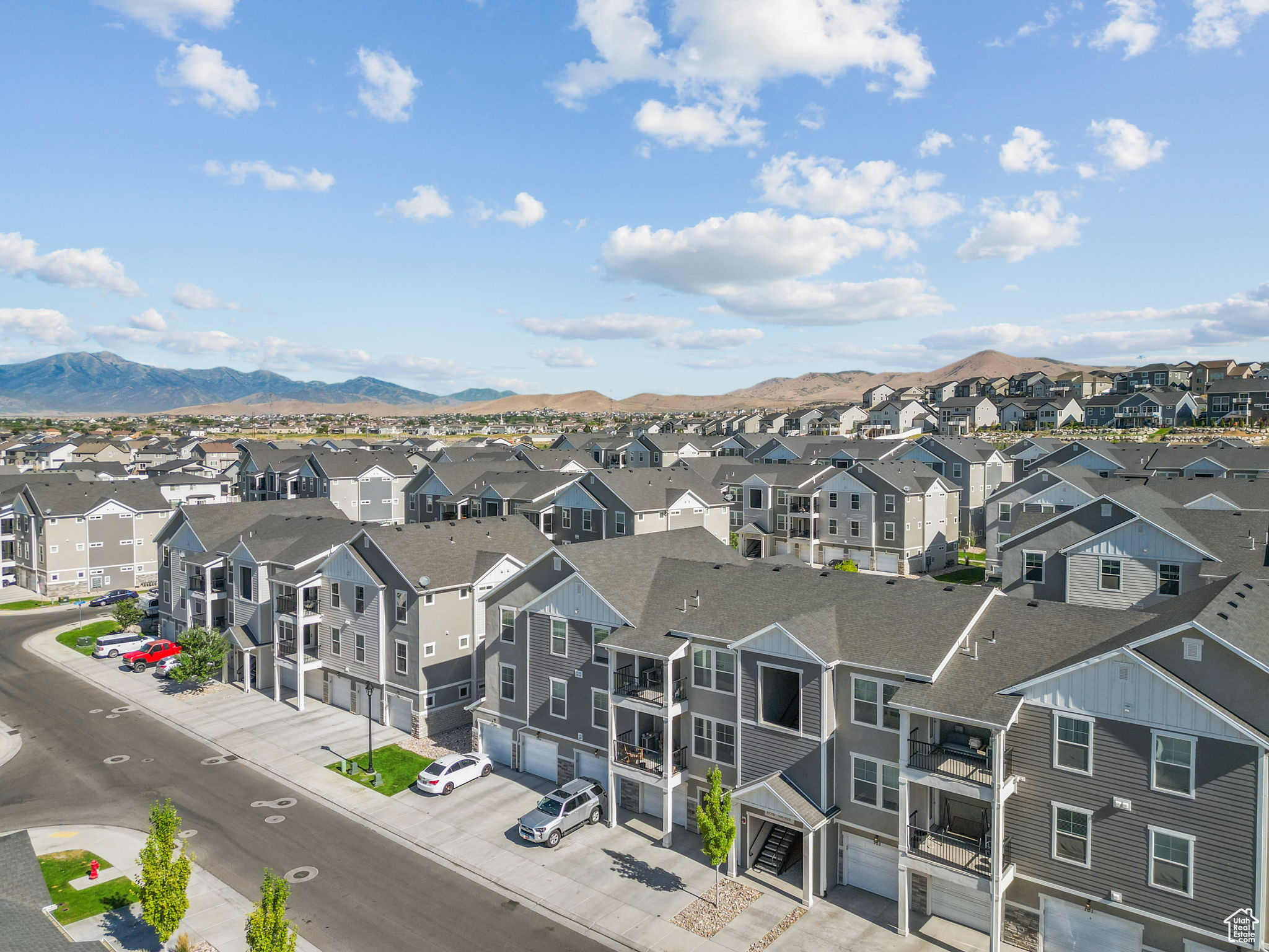 QUAILHILL - Residential